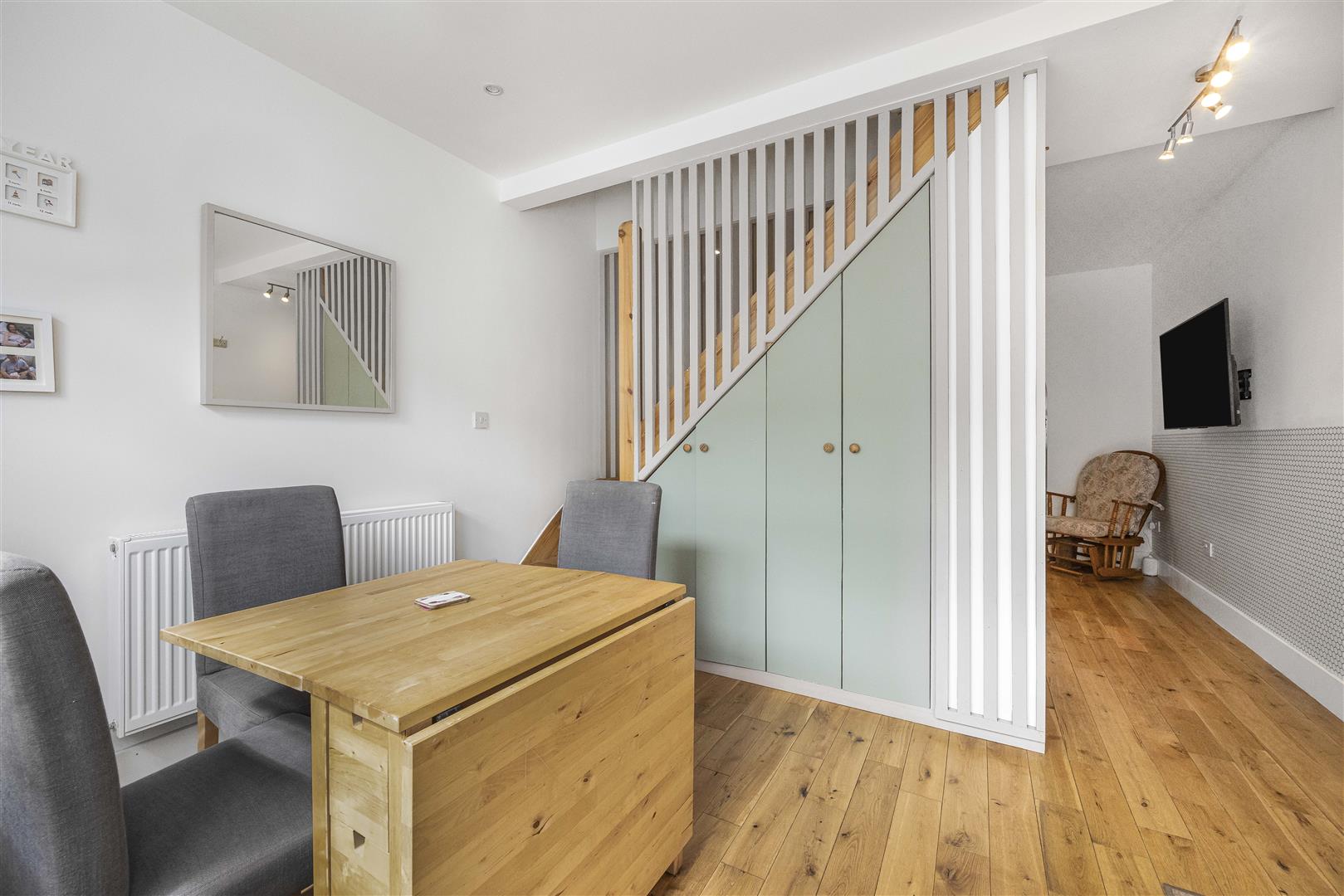 2 bed terraced house for sale in Primrose Road, London  - Property Image 15