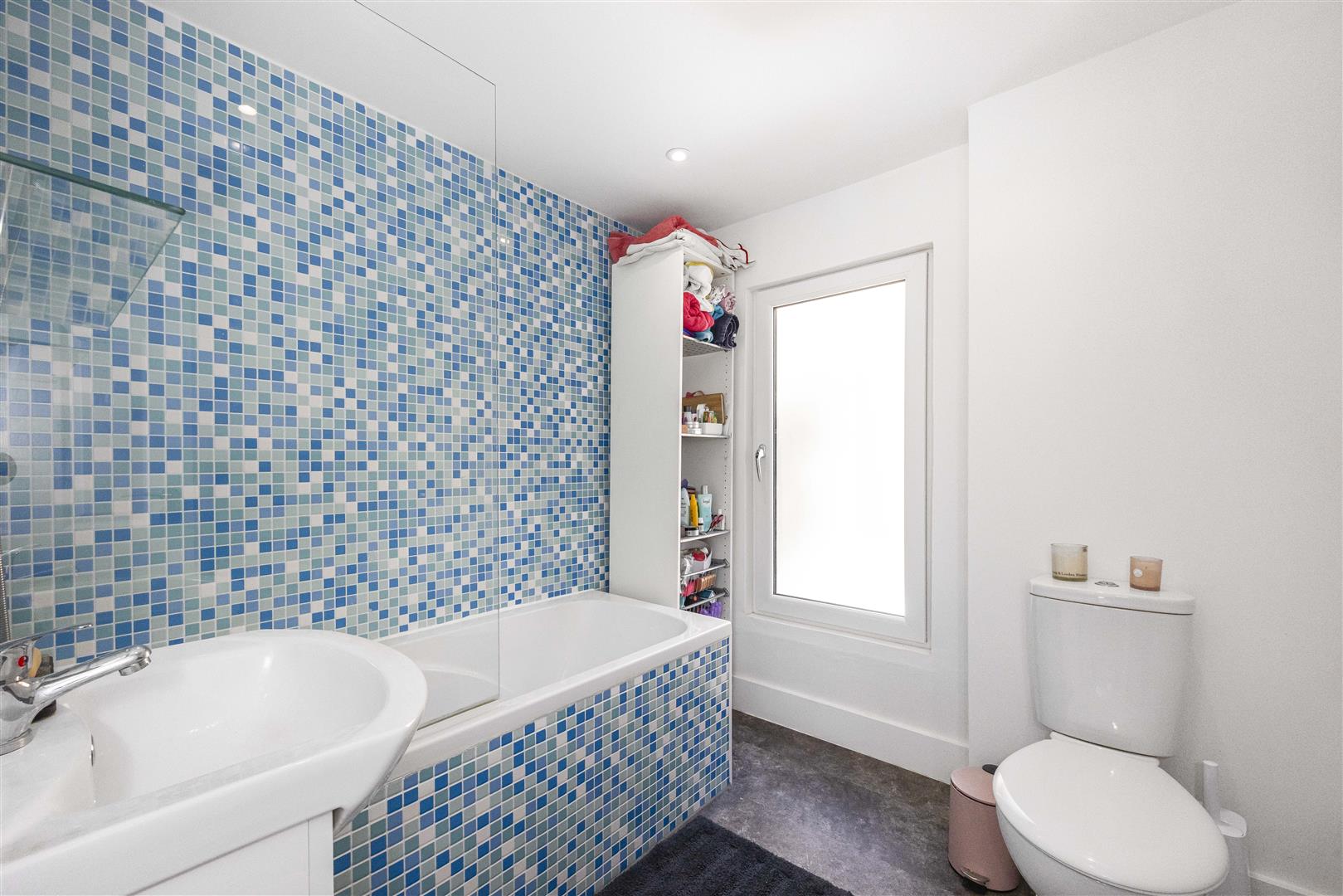 2 bed terraced house for sale in Primrose Road, London  - Property Image 20