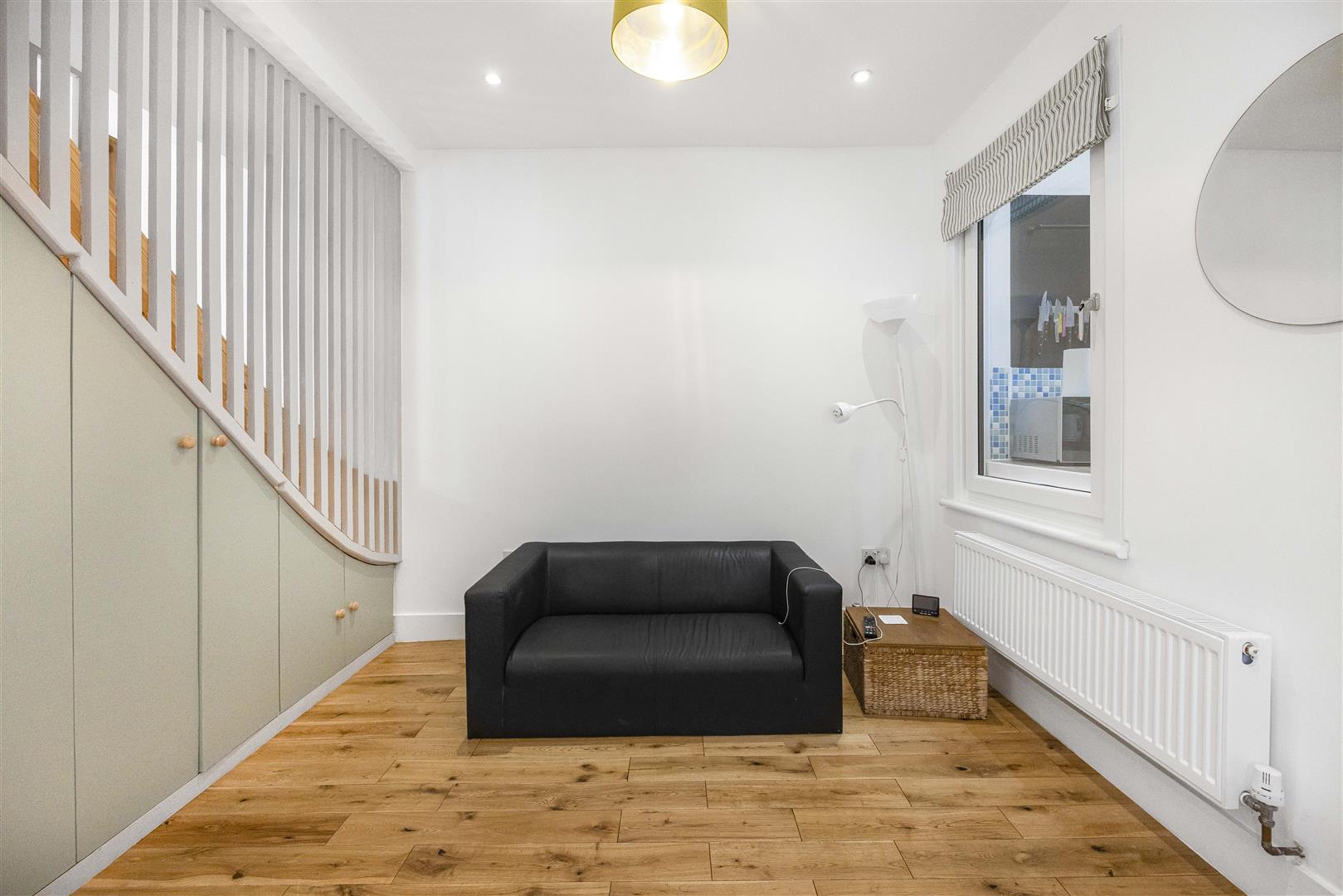 2 bed terraced house for sale in Primrose Road, London  - Property Image 5