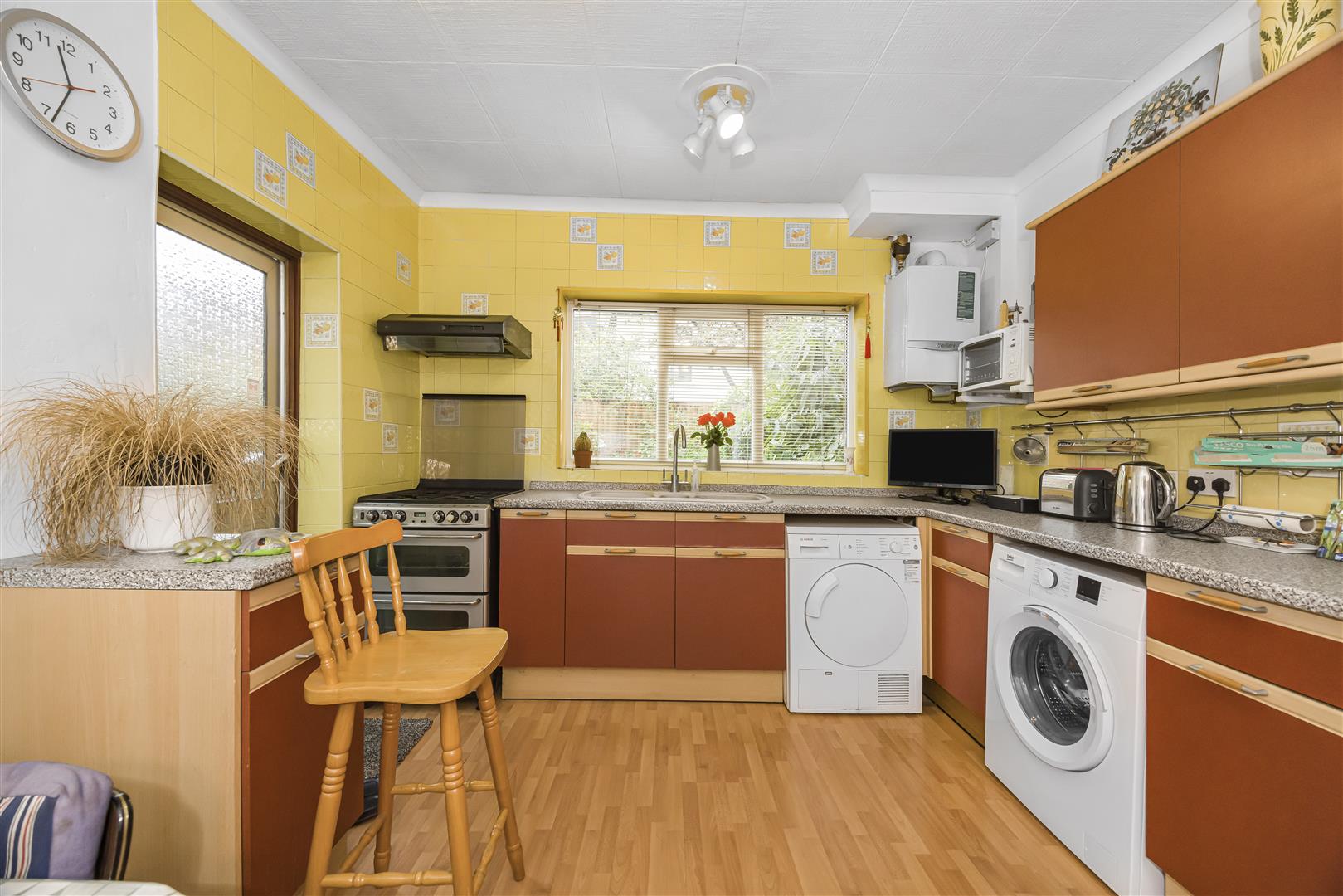 3 bed terraced house for sale in Hampton Road, Leytonstone  - Property Image 6