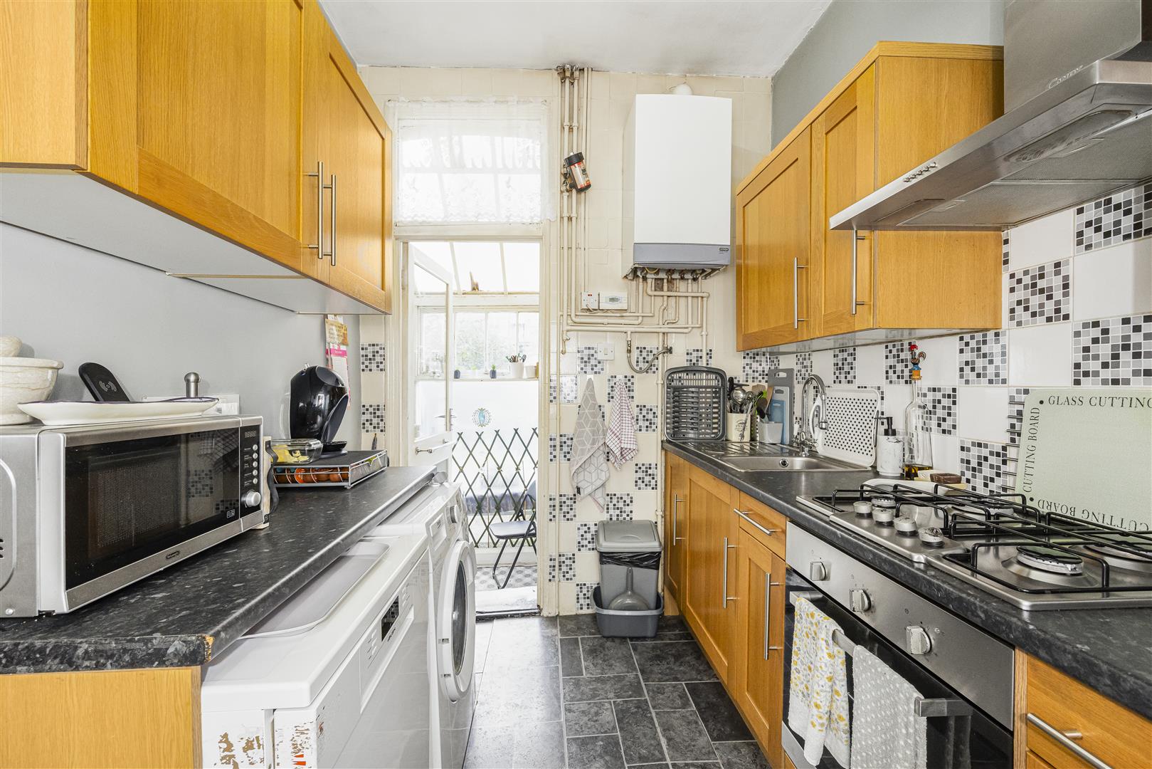 3 bed terraced house for sale in Belgrave Road, London  - Property Image 8