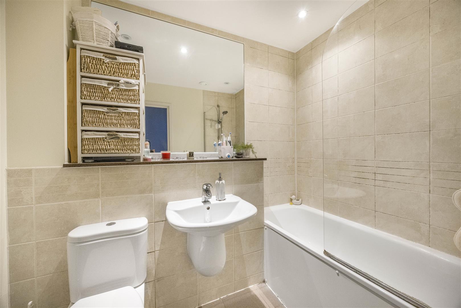 1 bed flat to rent in Rosedene Terrace, London  - Property Image 12