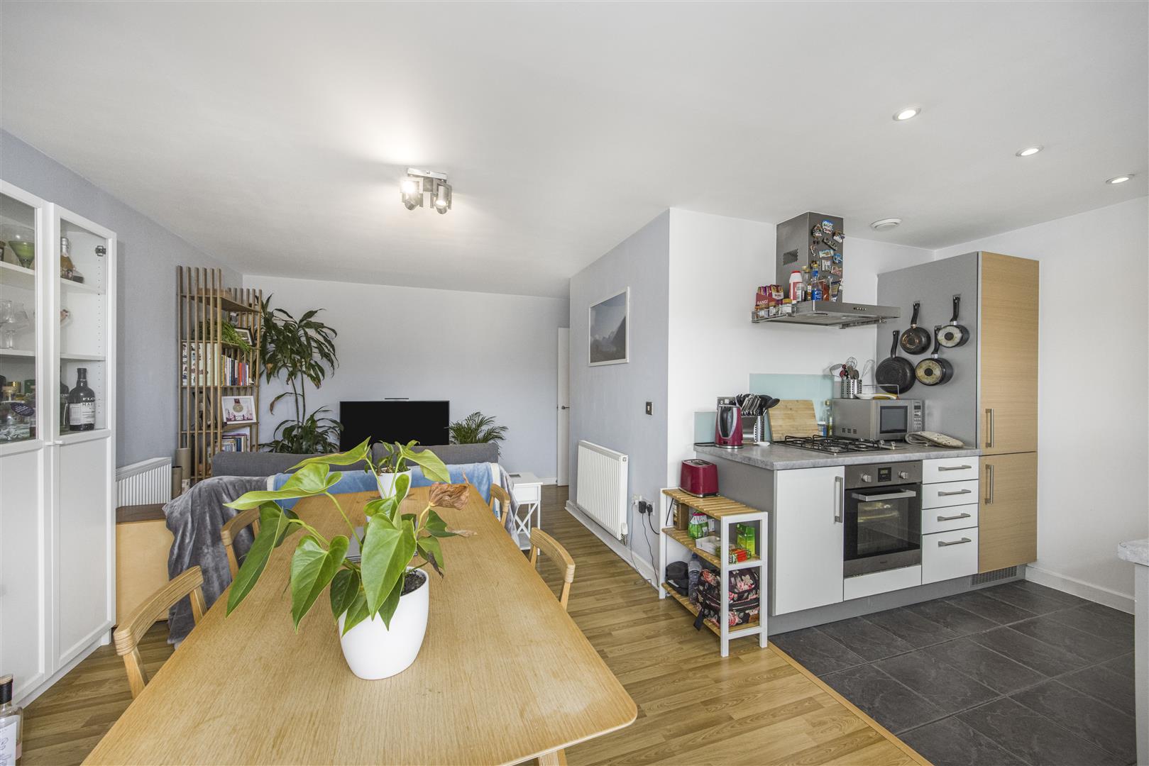 1 bed flat to rent in Rosedene Terrace, London  - Property Image 9