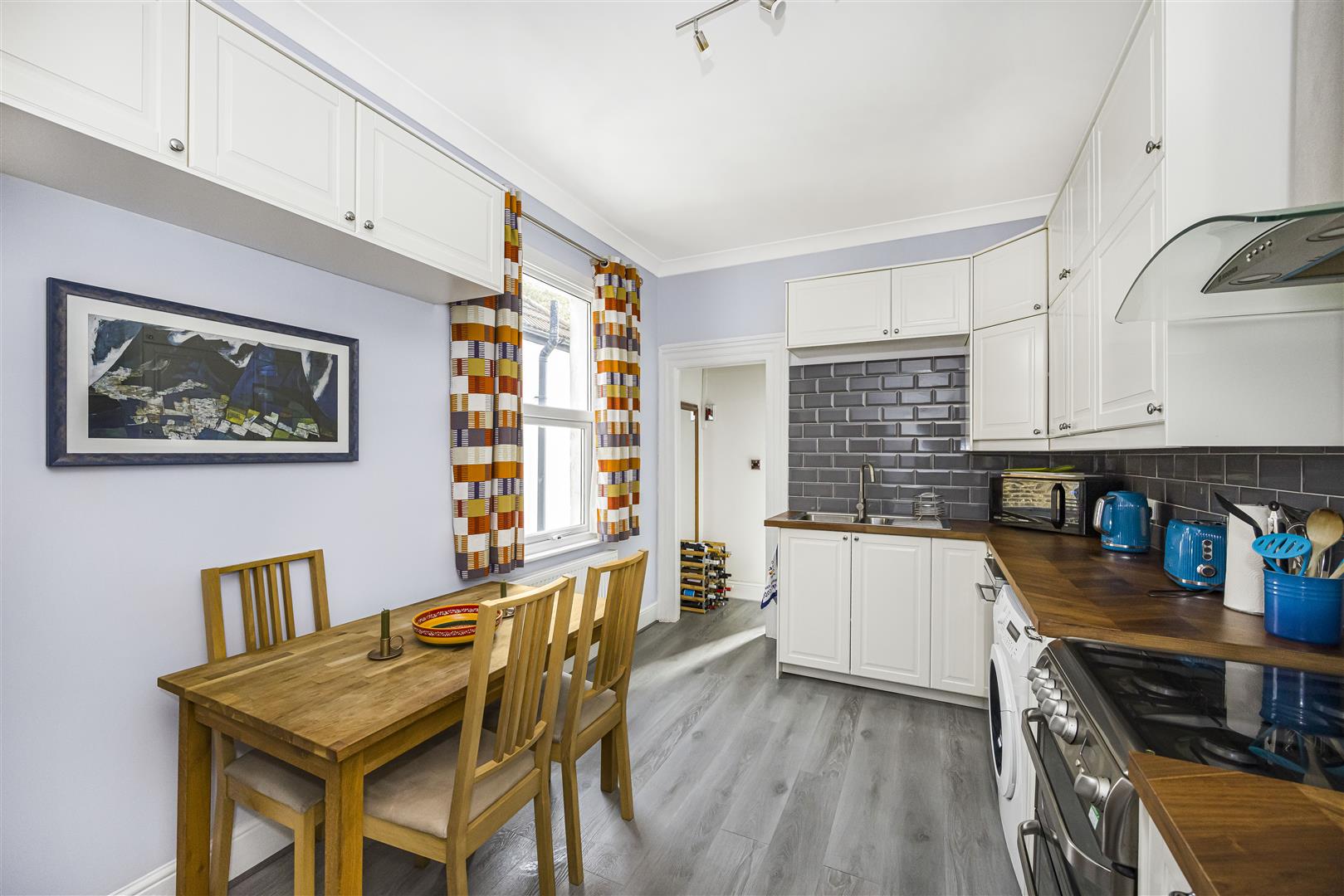 2 bed flat to rent in Thornhill Road, London  - Property Image 6