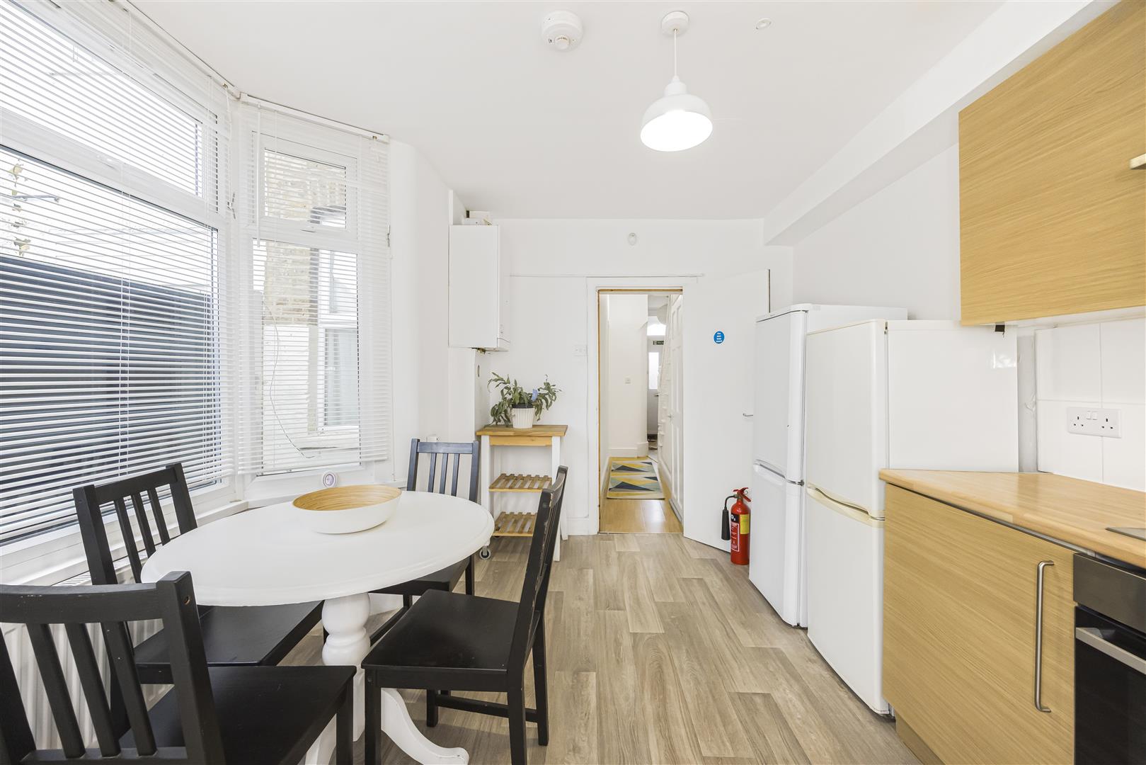 4 bed terraced house for sale in The Green, London  - Property Image 8