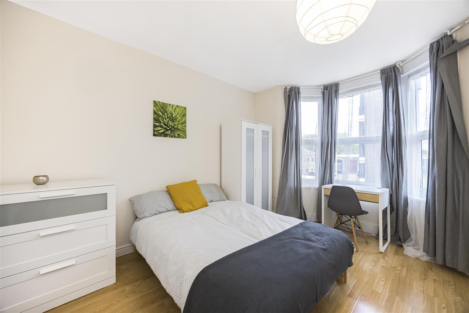 4 bed terraced house for sale in The Green, London  - Property Image 20