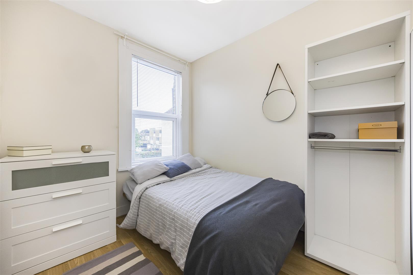 4 bed terraced house for sale in The Green, London  - Property Image 16