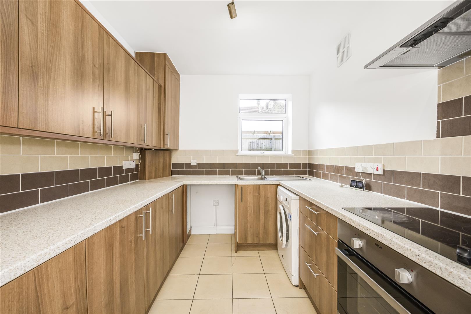 3 bed terraced house for sale in Buckland Road, London  - Property Image 2