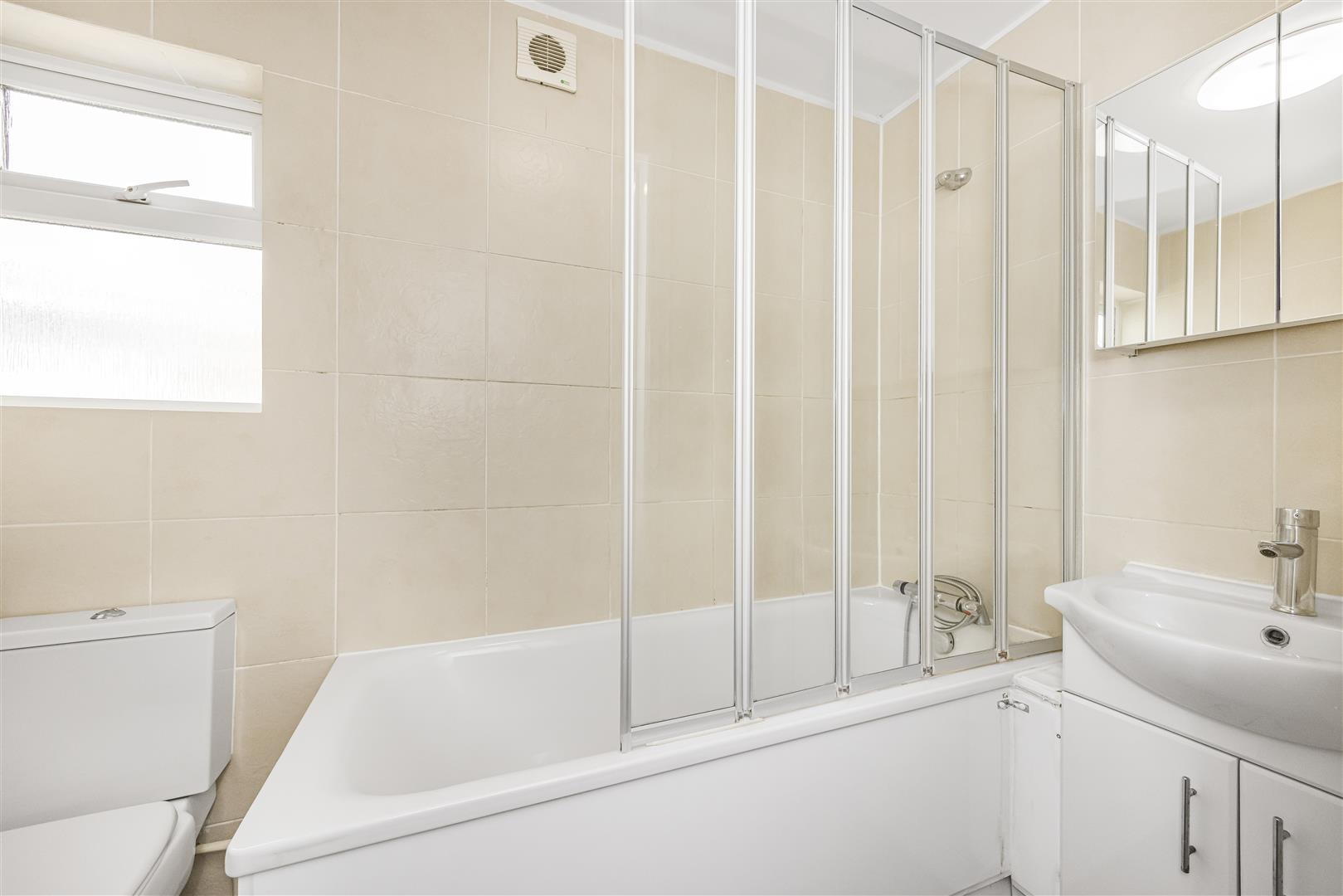 3 bed terraced house for sale in Buckland Road, London  - Property Image 10