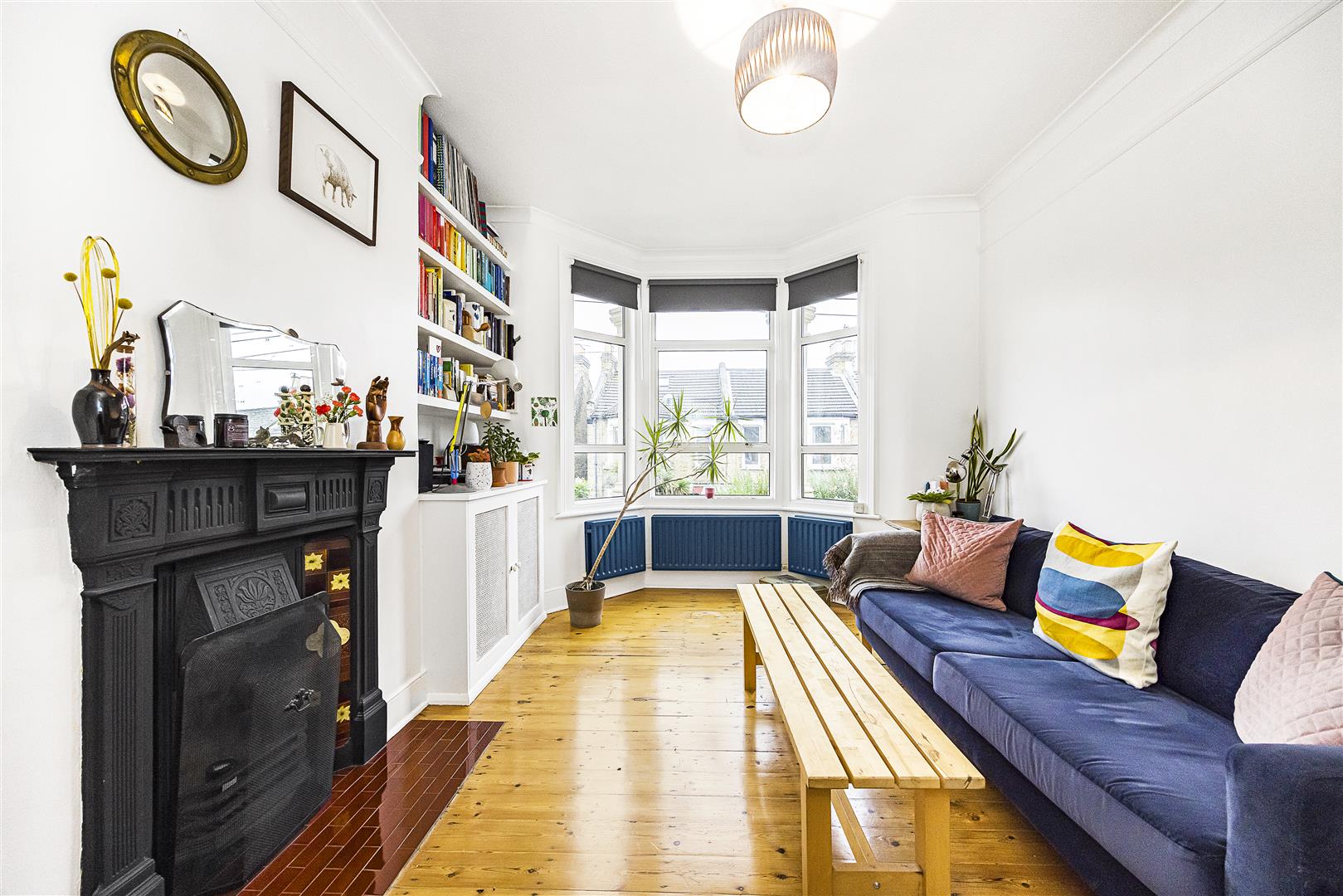 2 bed flat for sale in Albert Road, London  - Property Image 3