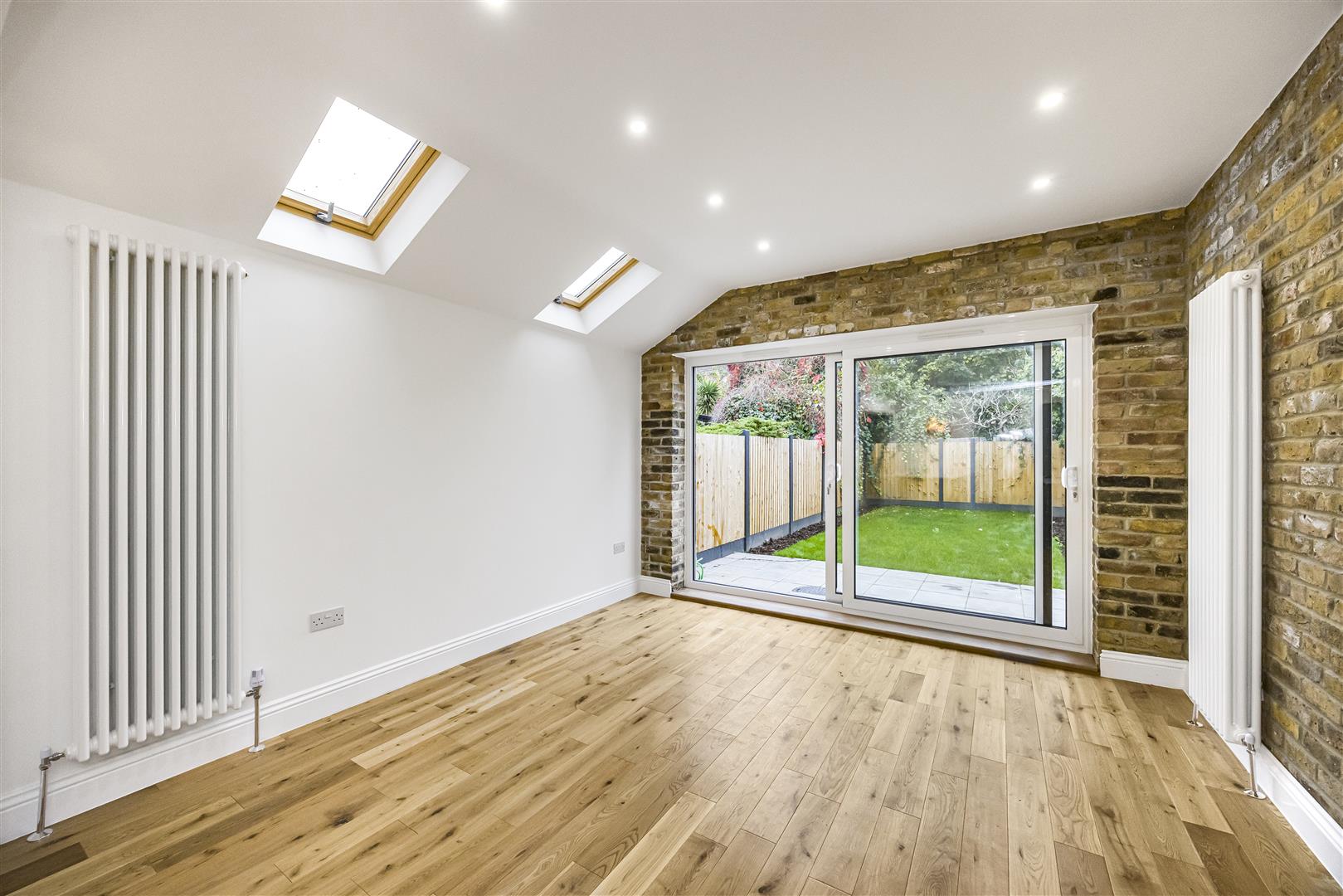 4 bed house for sale in Balmoral Road, London  - Property Image 11