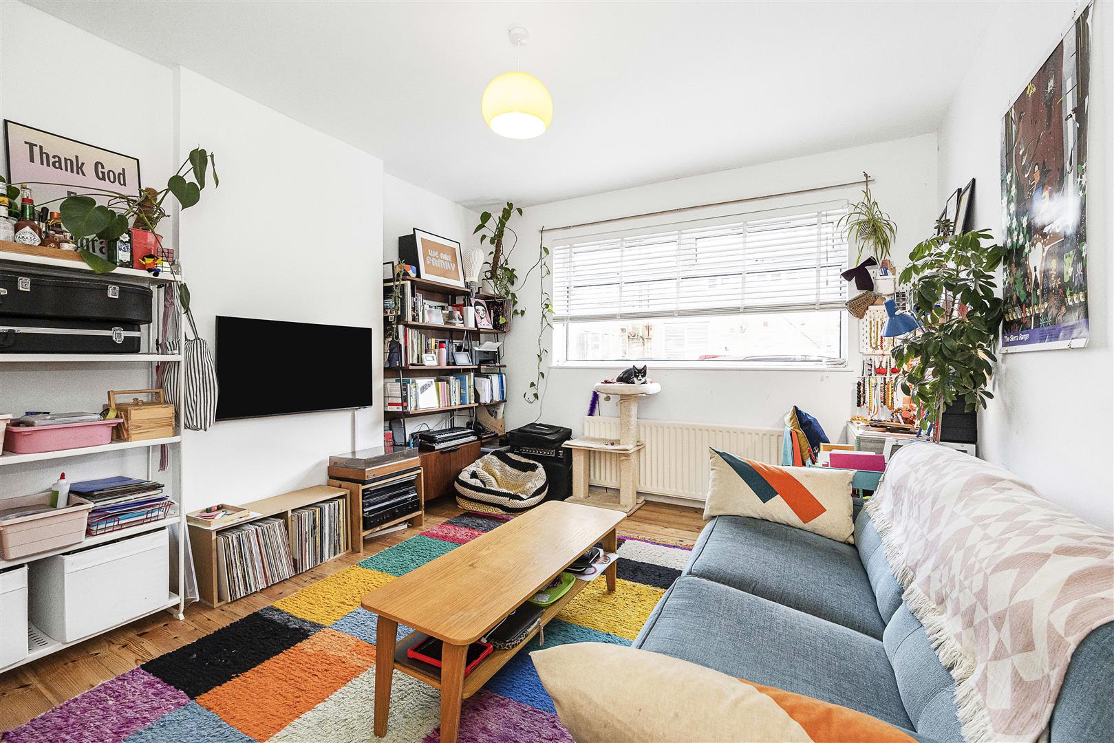 2 bed flat for sale in Leigh Road, London  - Property Image 4