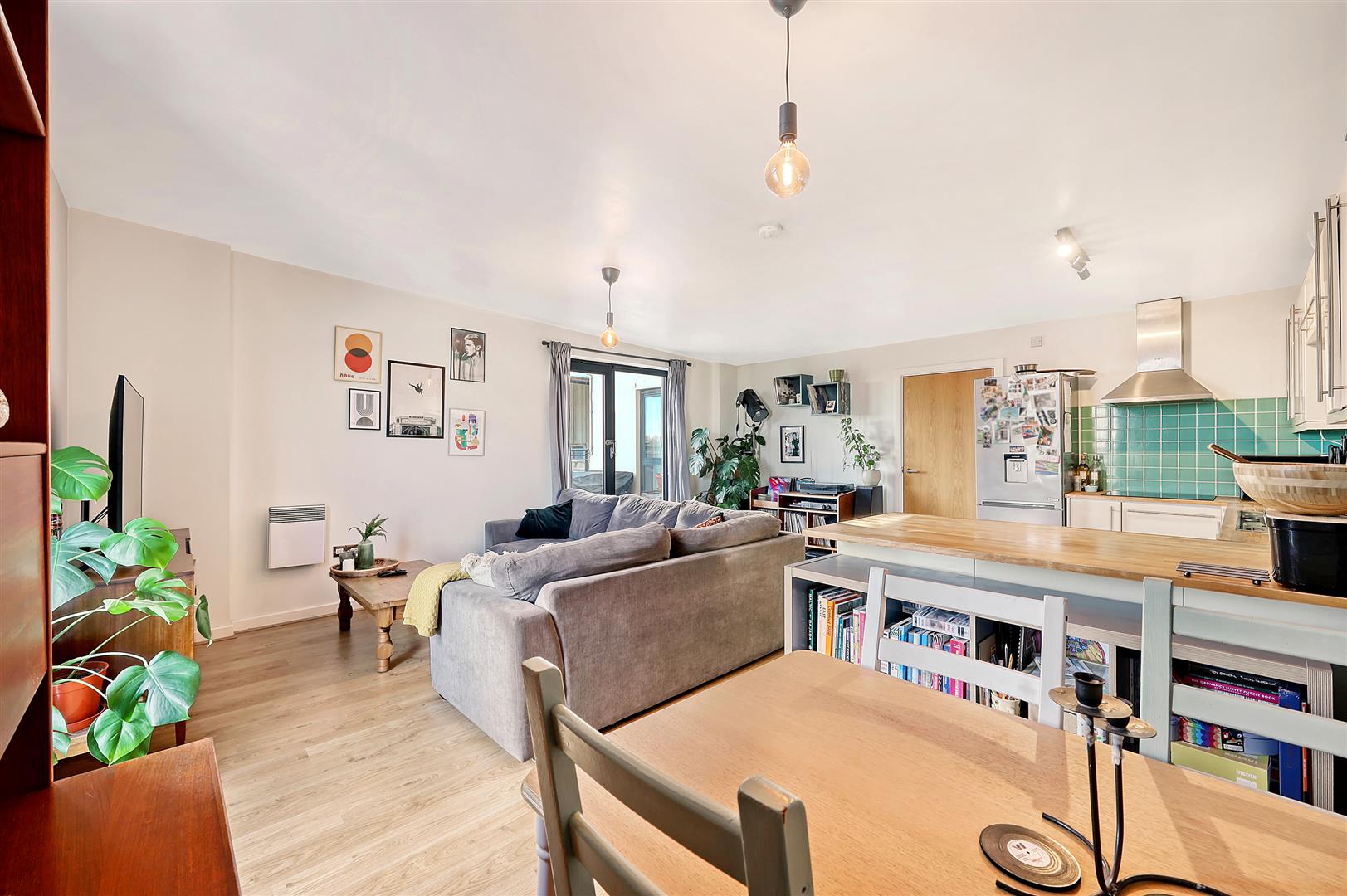 2 bed apartment for sale in Oliver Road, London  - Property Image 9