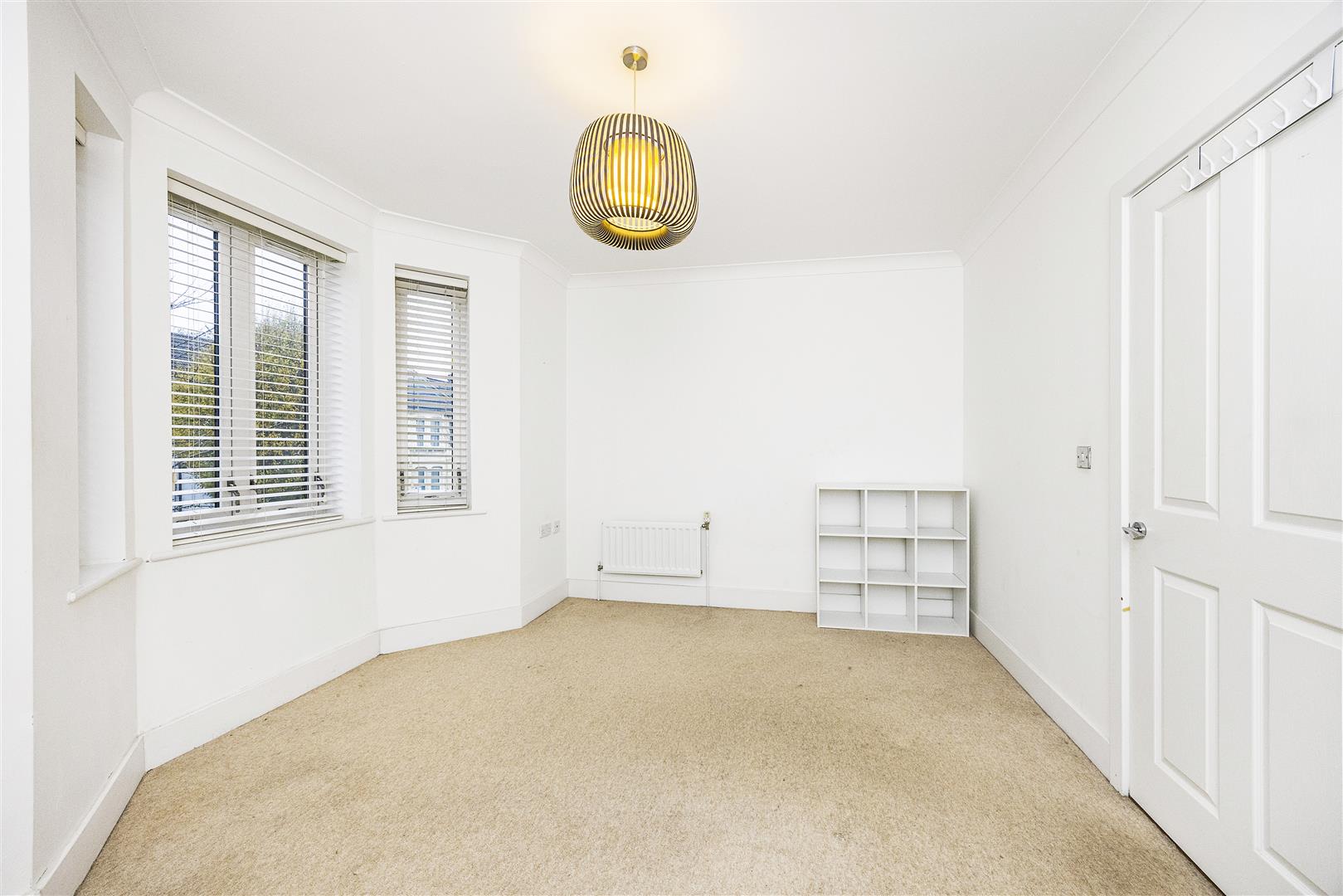 4 bed terraced house for sale in Claude Road, London  - Property Image 17