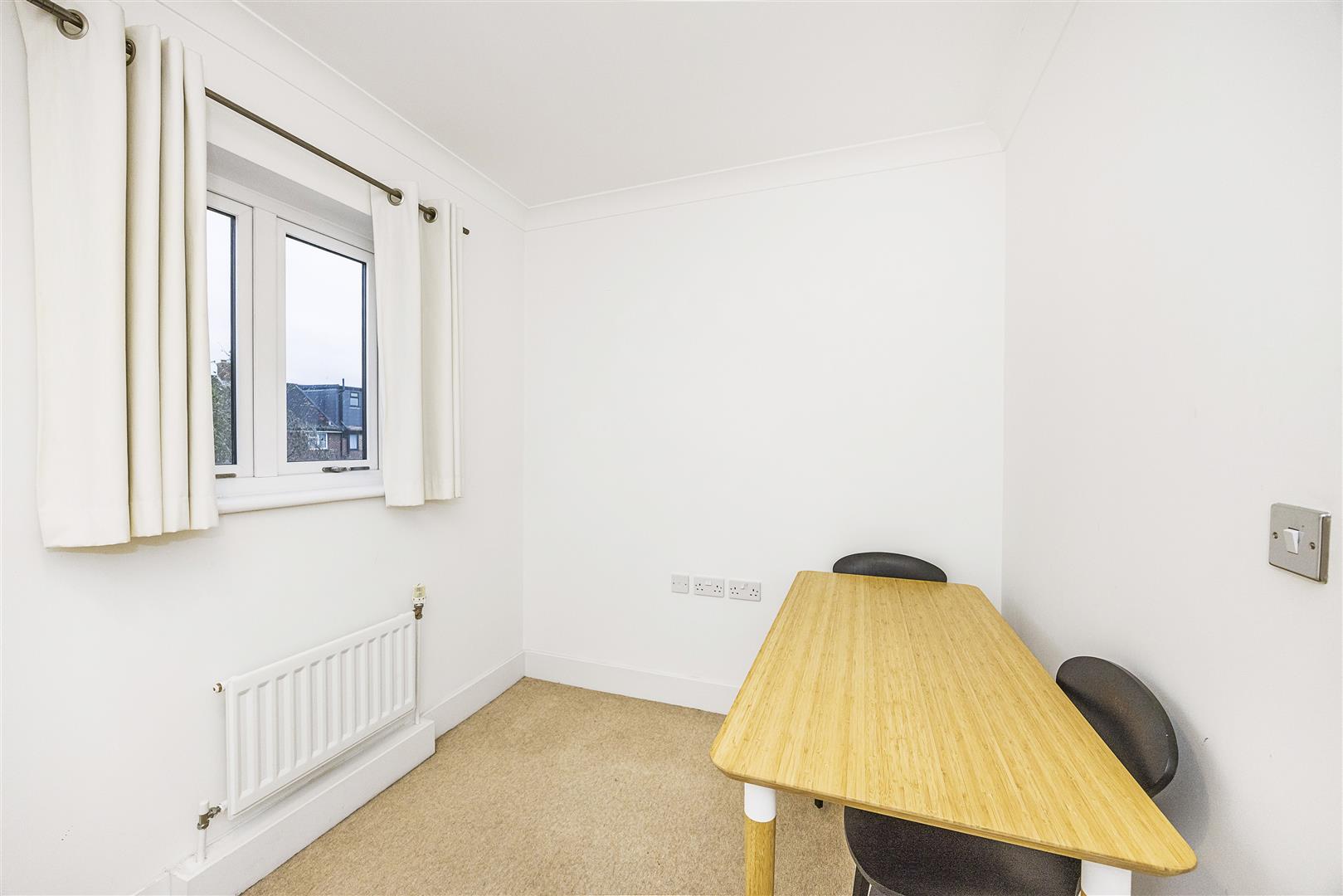 4 bed terraced house for sale in Claude Road, London  - Property Image 14