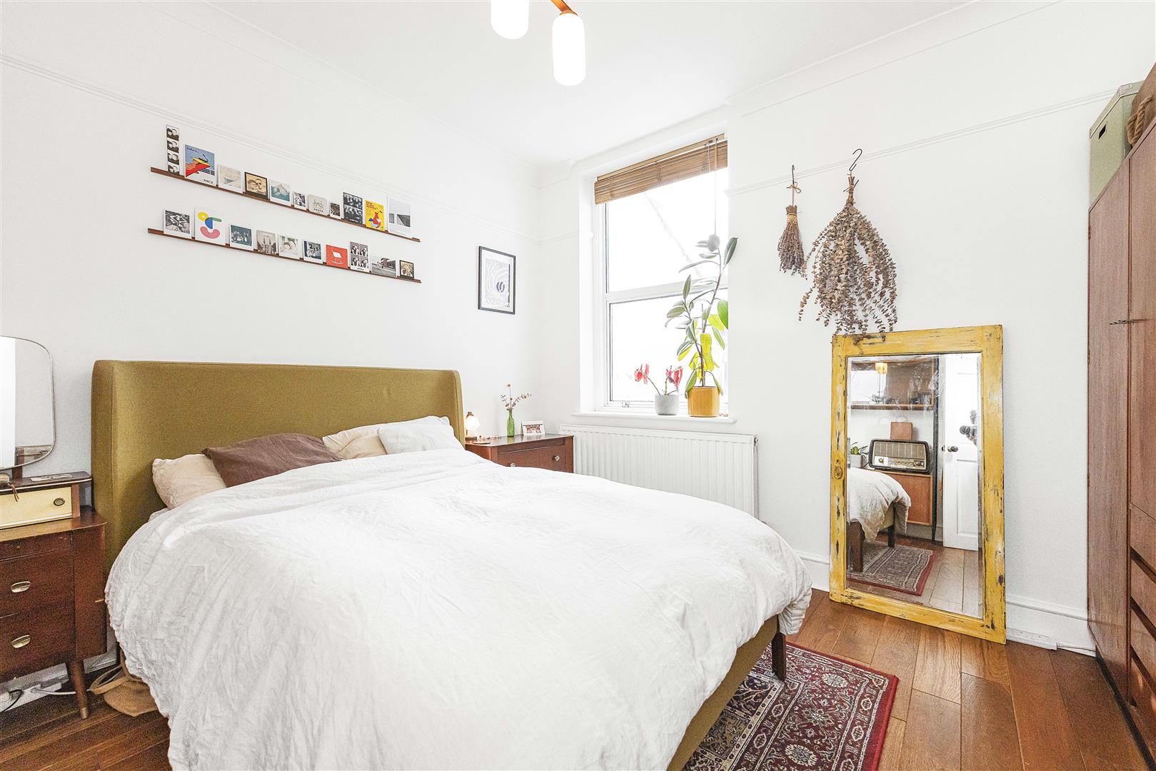 2 bed flat for sale in Warren Road, London  - Property Image 6