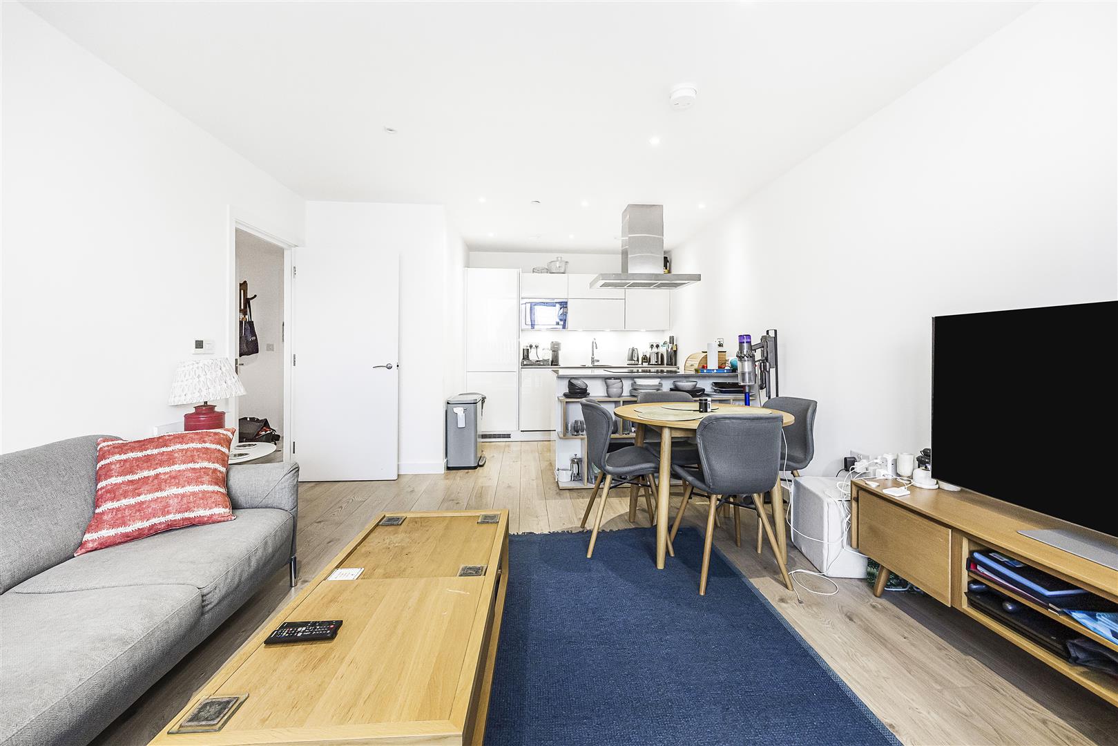 1 bed apartment for sale in Forrester Way, London  - Property Image 5