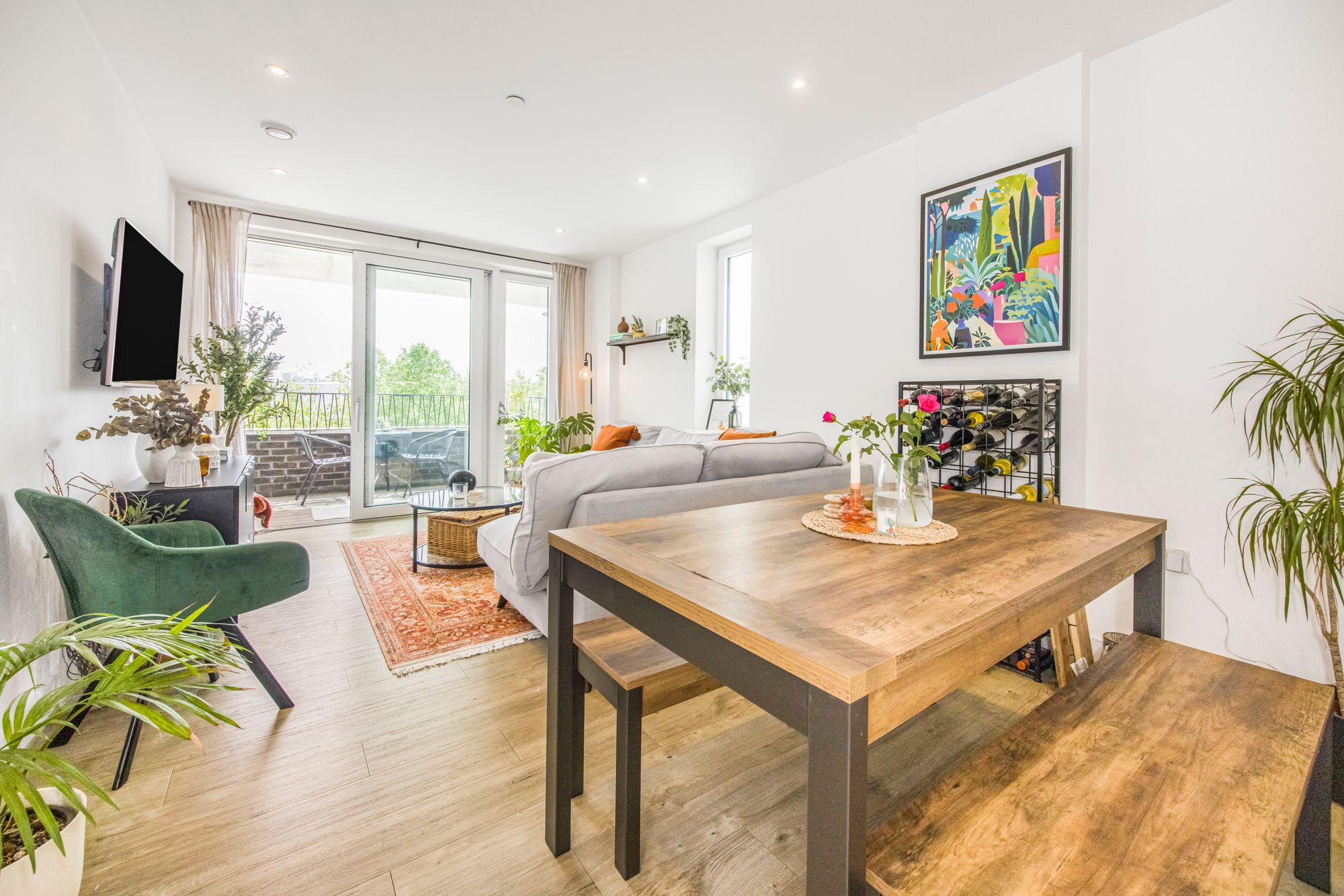 2 bed apartment for sale in Beck Square, London  - Property Image 2