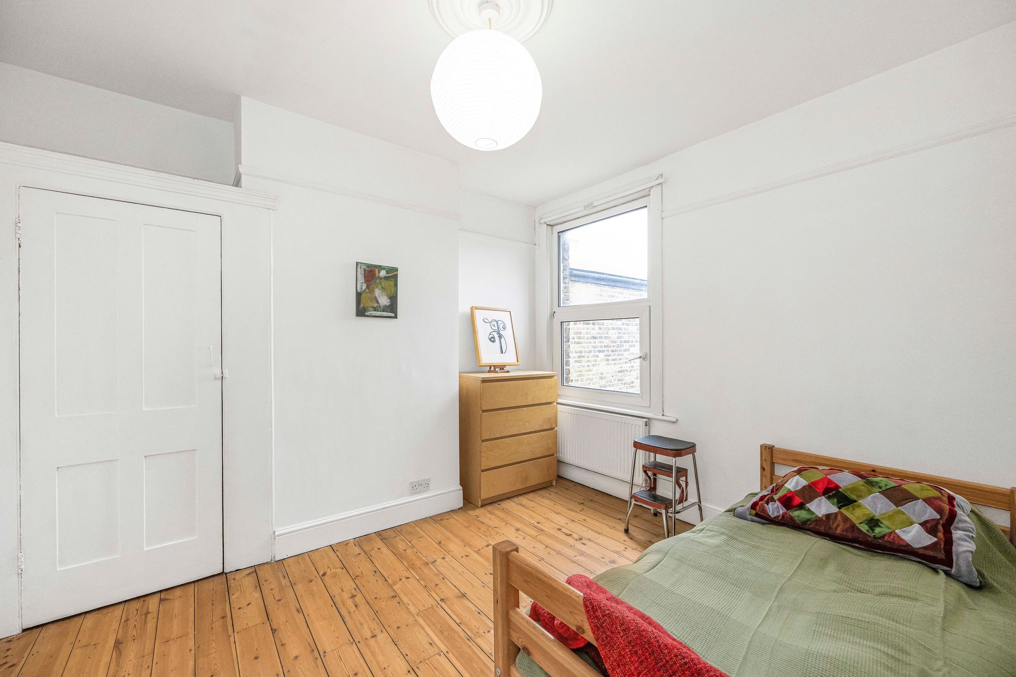 3 bed mid-terraced house for sale in Chesterfield Road, Leyton, E10 20