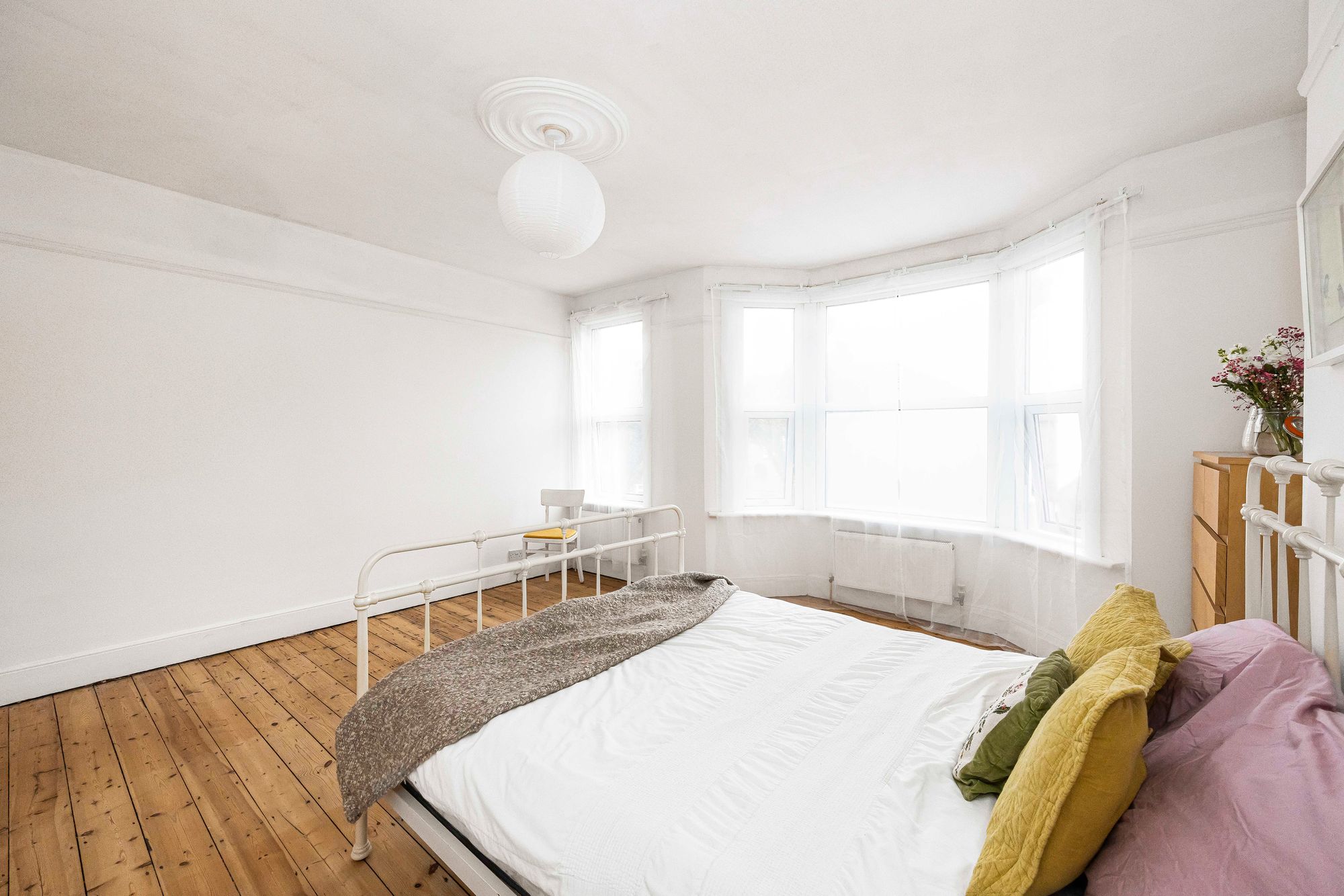 3 bed mid-terraced house for sale in Chesterfield Road, Leyton, E10  - Property Image 15