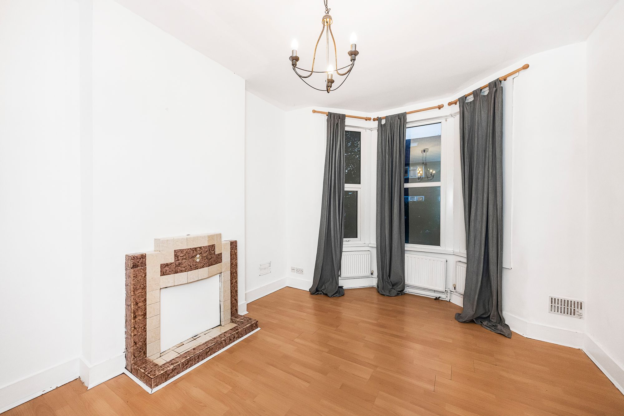 2 bed flat for sale in Albert Road, Leyton, E10 1