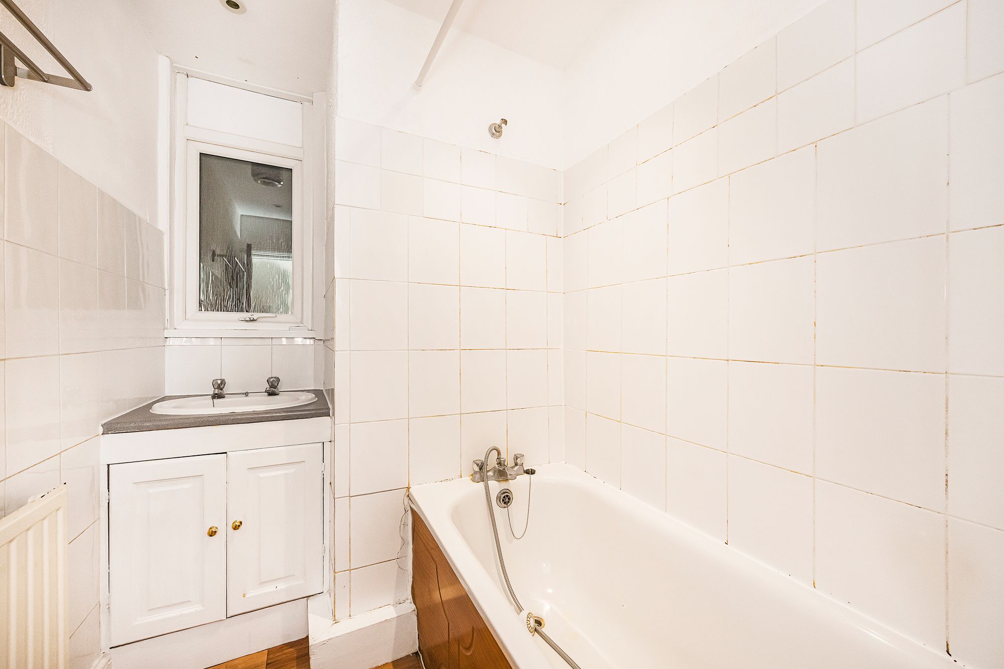 2 bed flat for sale in Albert Road, London  - Property Image 9