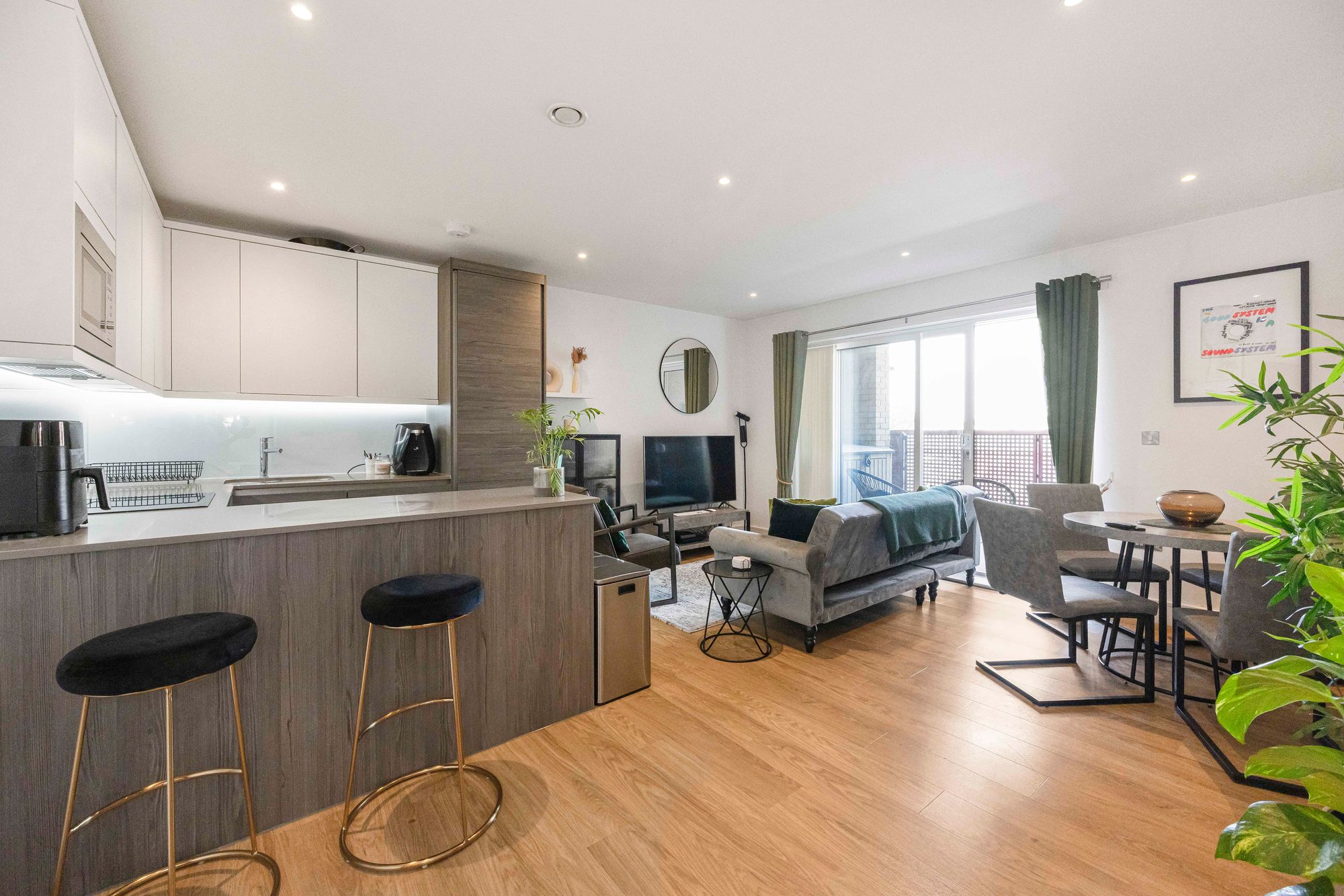 2 bed apartment for sale in Bevan Court, Leyton, E10 1