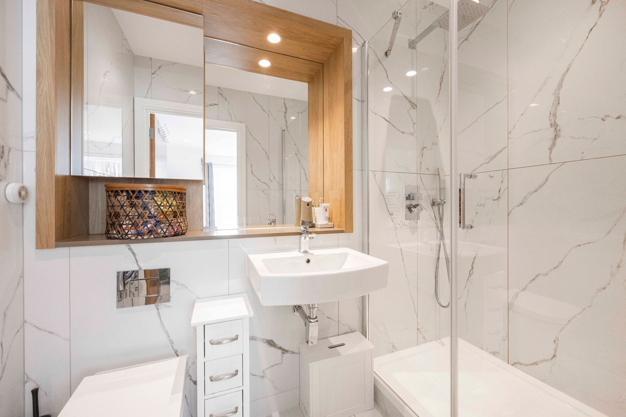 2 bed apartment for sale in Bevan Court, Leyton, E10 11