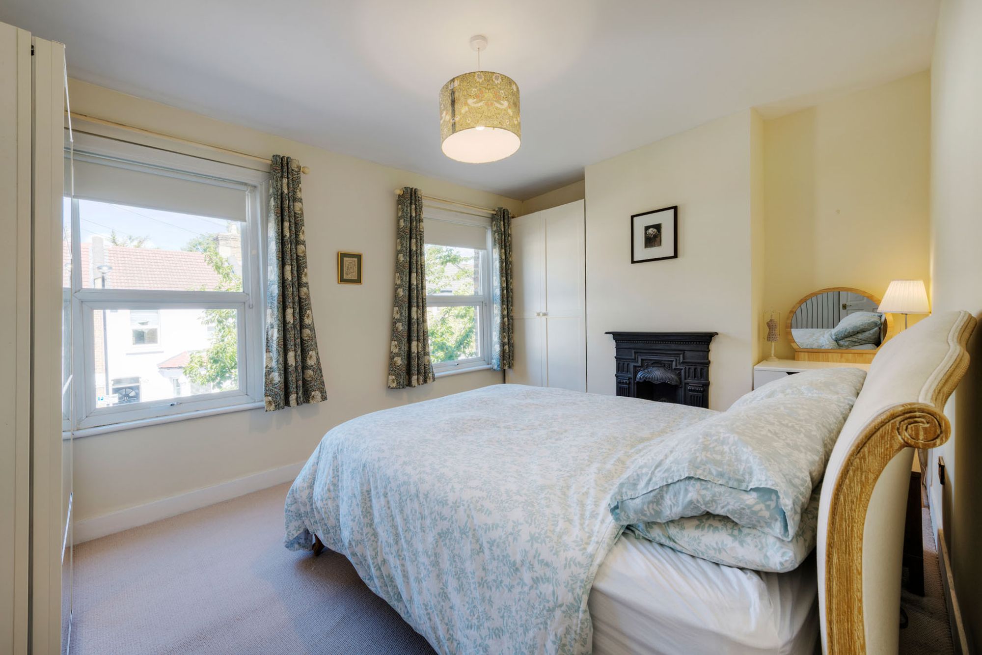 3 bed terraced house for sale in Pearcroft Road, Leytonstone, E11 49