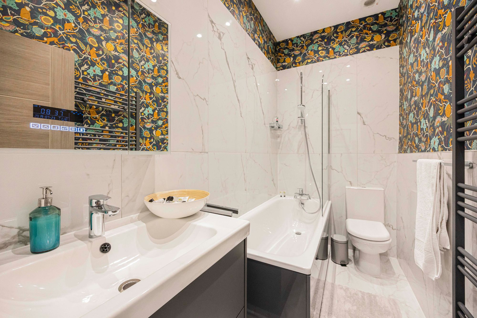 2 bed flat for sale in Ashburnham Road, London, NW10  - Property Image 15