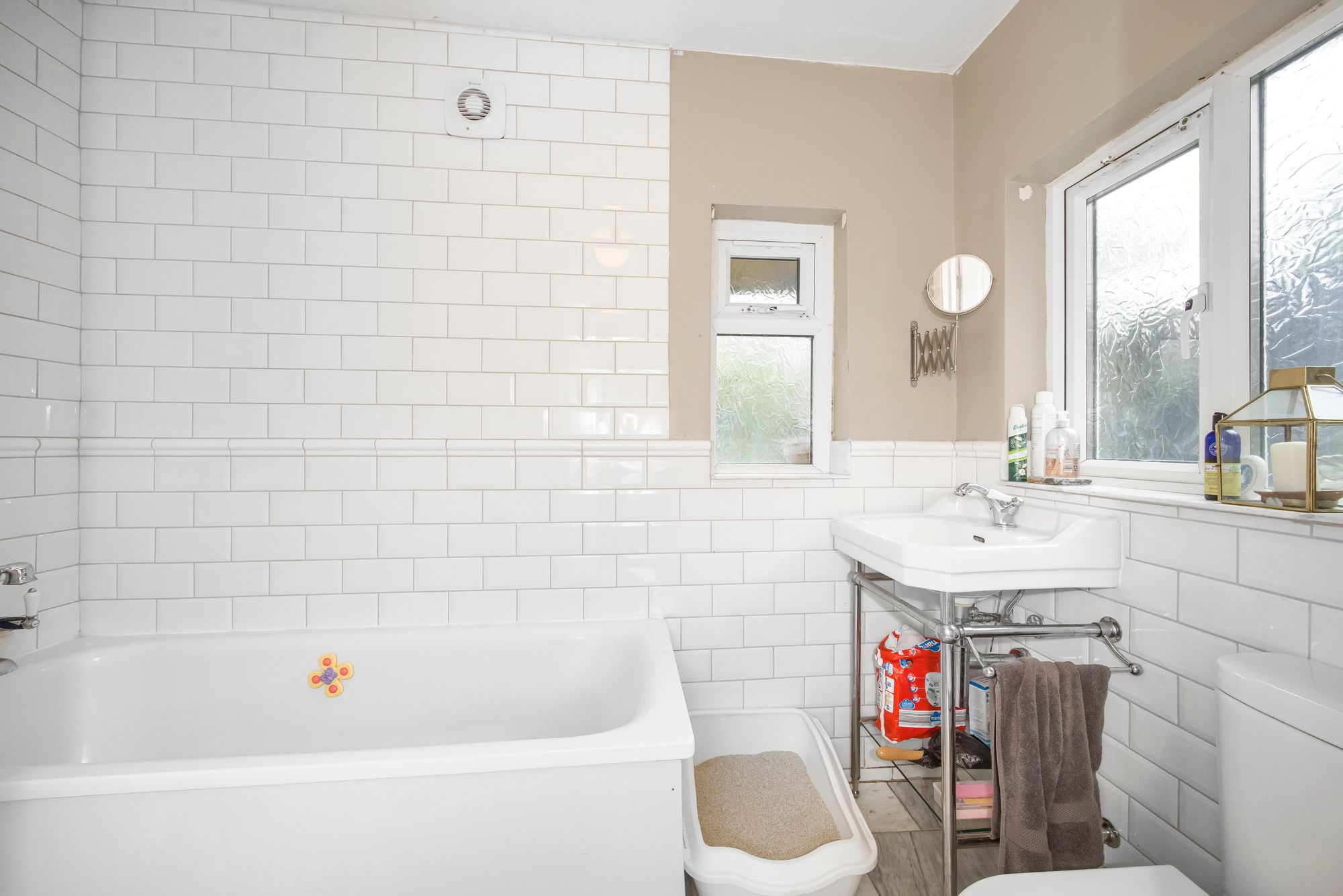 5 bed flat to rent in Church Road, Leyton, E10 18