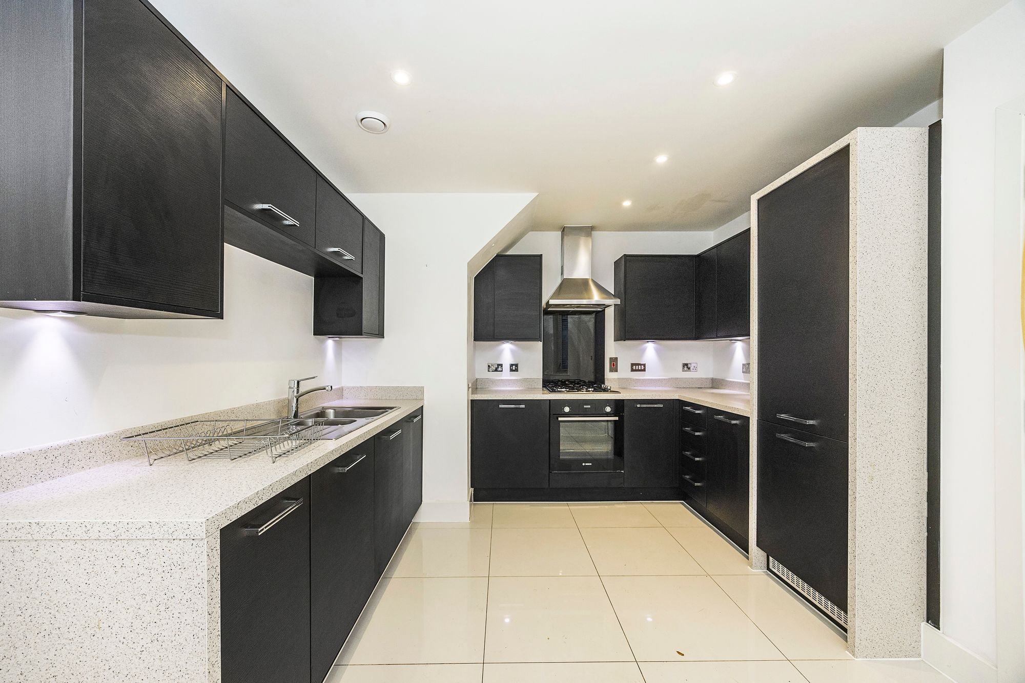 4 bed terraced house for sale in Claude Road, London  - Property Image 7