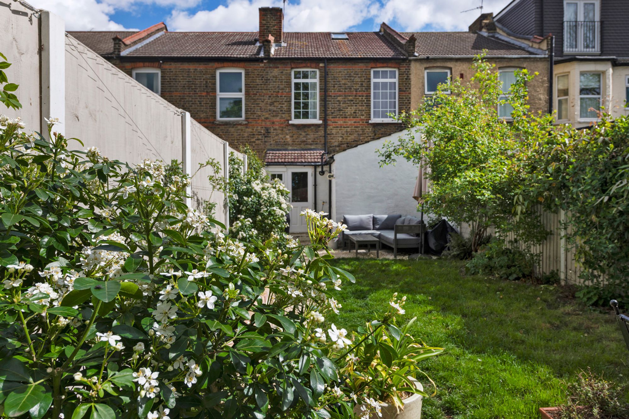 3 bed terraced house for sale in Whitney Road, London, E10  - Property Image 2