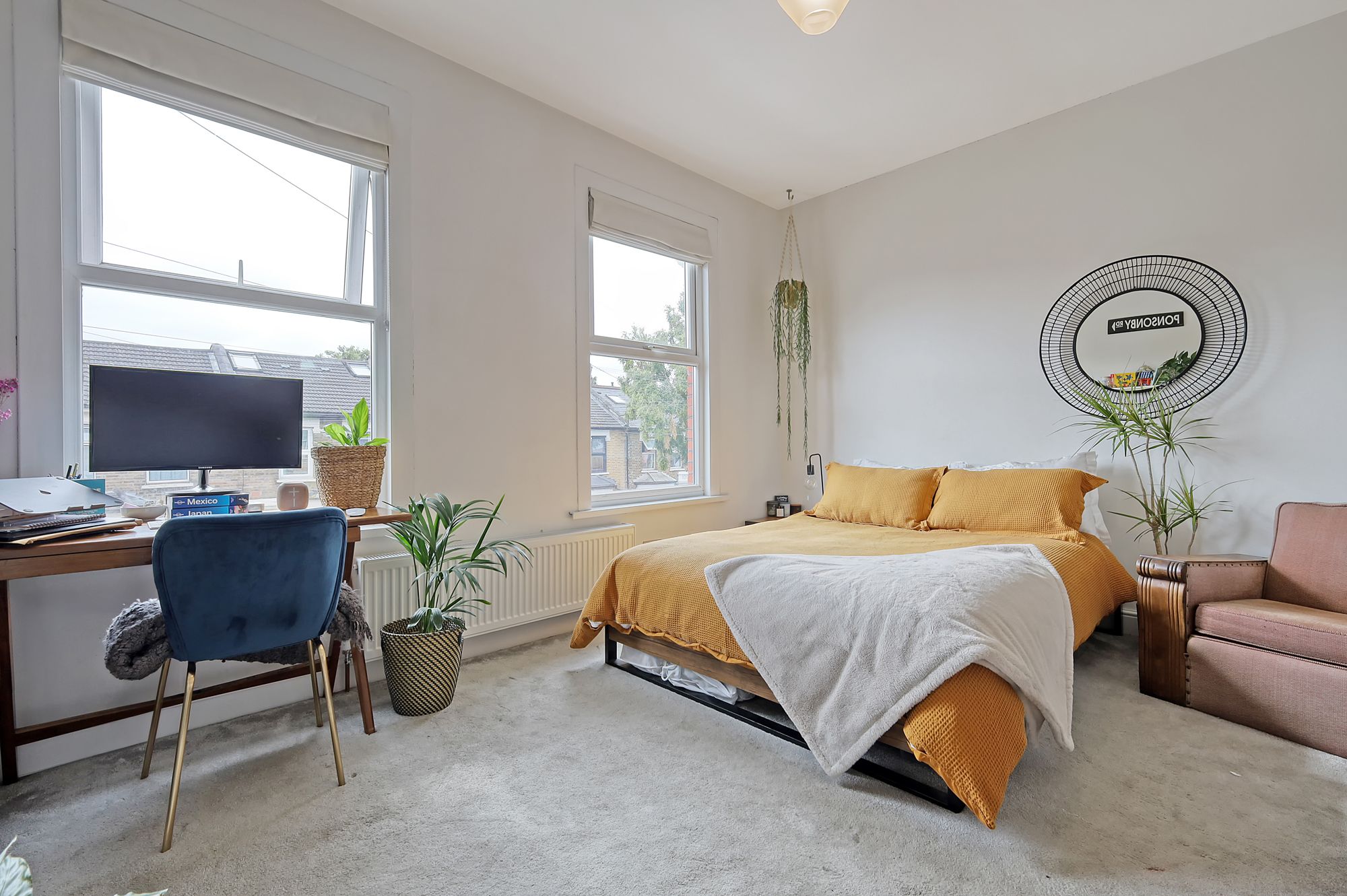 4 bed mid-terraced house for sale in Murchison Road, London, E10 16