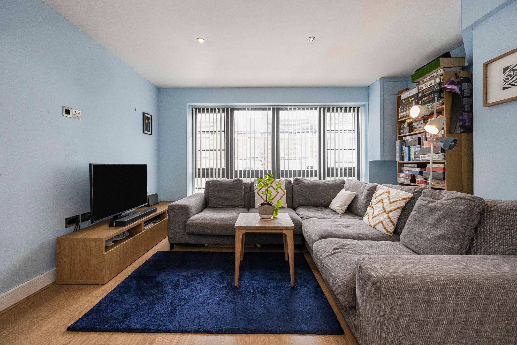 2 bed flat for sale in Maud Road, Plaza Heights, E10  - Property Image 4