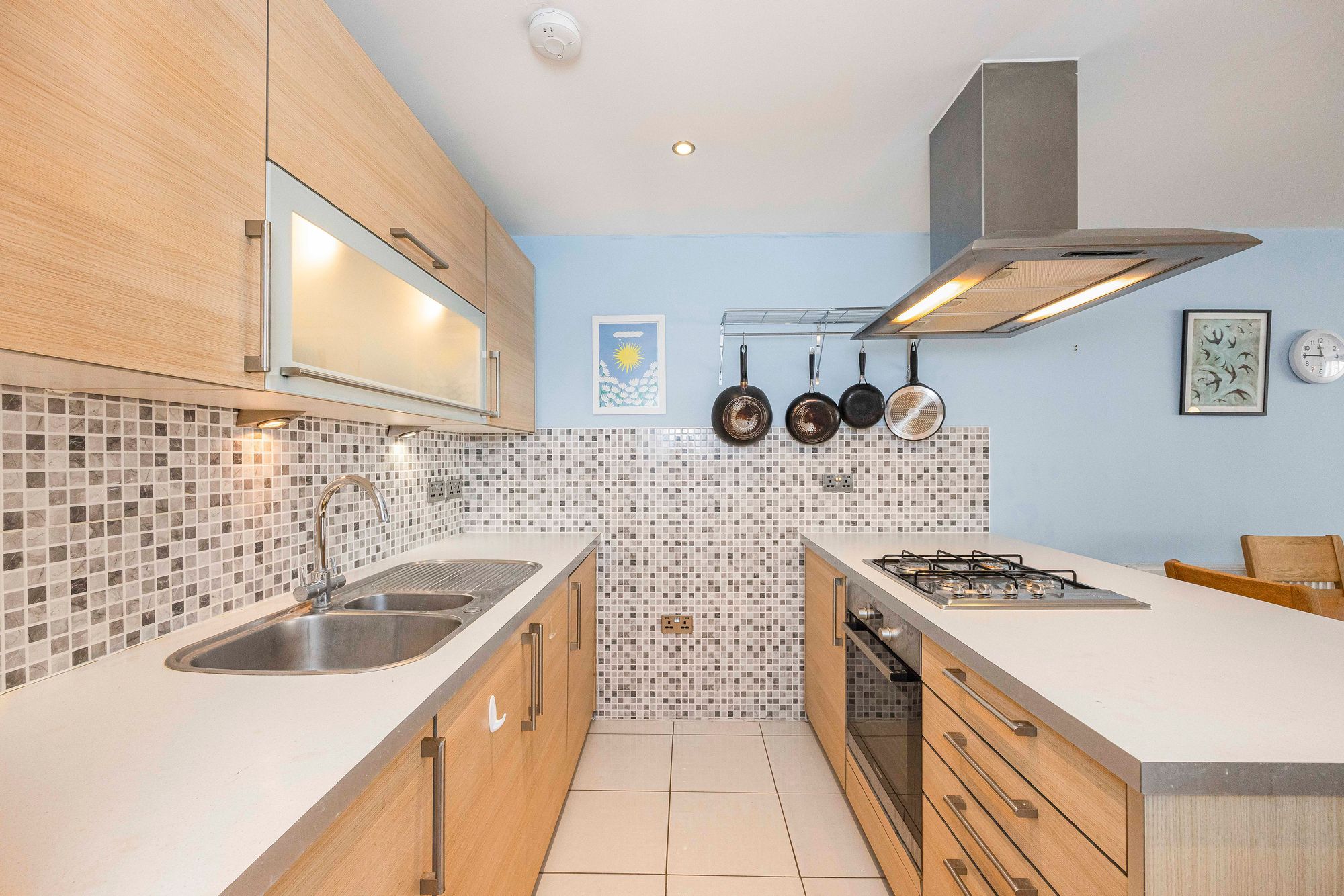 2 bed flat for sale in Maud Road, Plaza Heights, E10  - Property Image 8