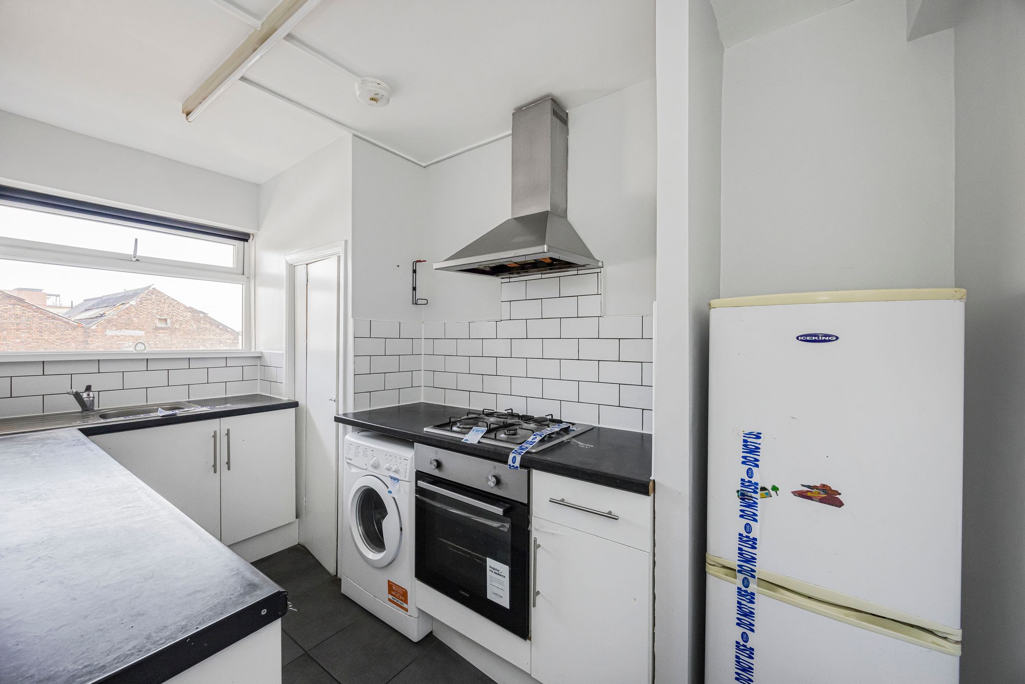 2 bed flat for sale in Bridge Court, Lea Bridge Road, Leyton, E10 1
