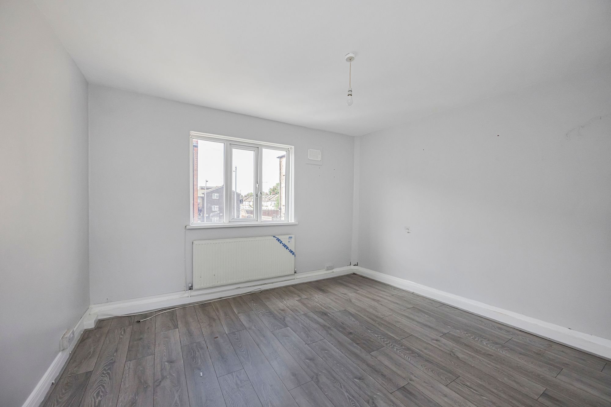 2 bed flat for sale in Bridge Court, Lea Bridge Road, Leyton, E10 3