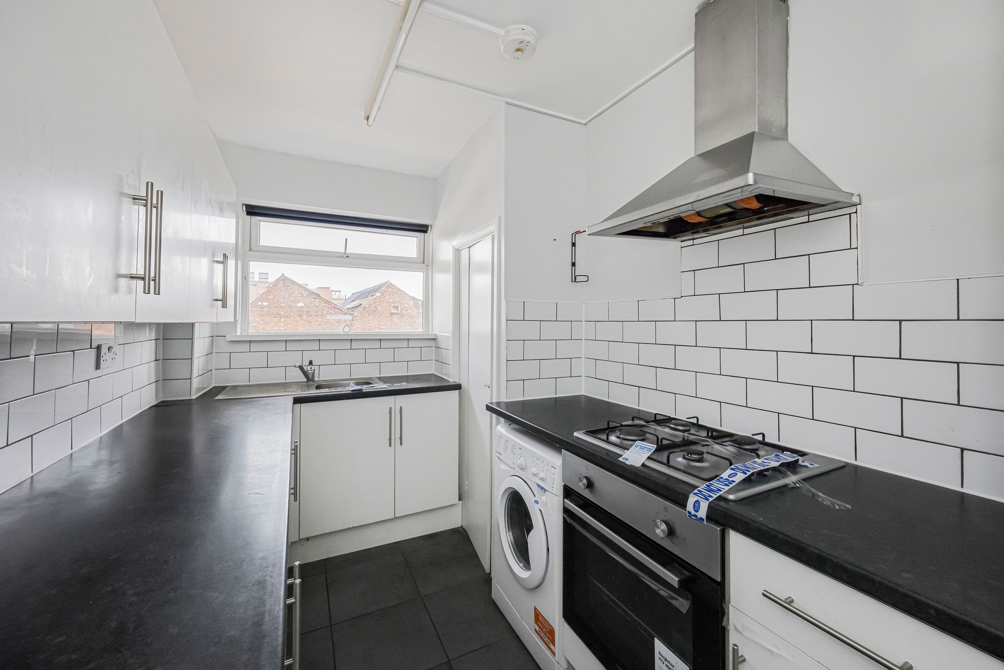 2 bed flat for sale in Bridge Court, Lea Bridge Road, Leyton, E10 4