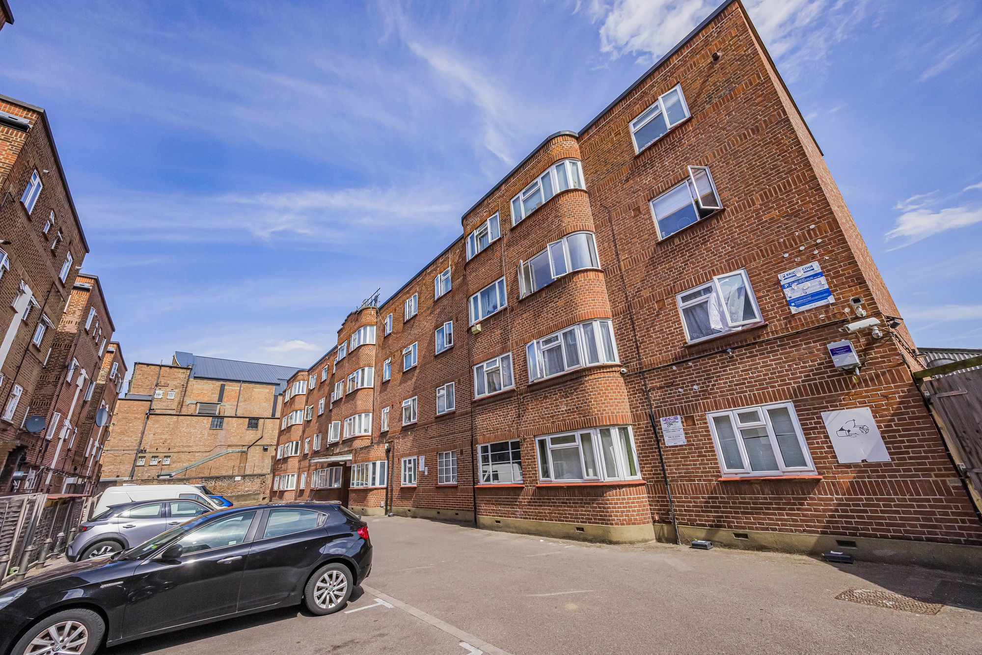 2 bed flat for sale in Bridge Court, Lea Bridge Road, Leyton, E10 - Property Image 1