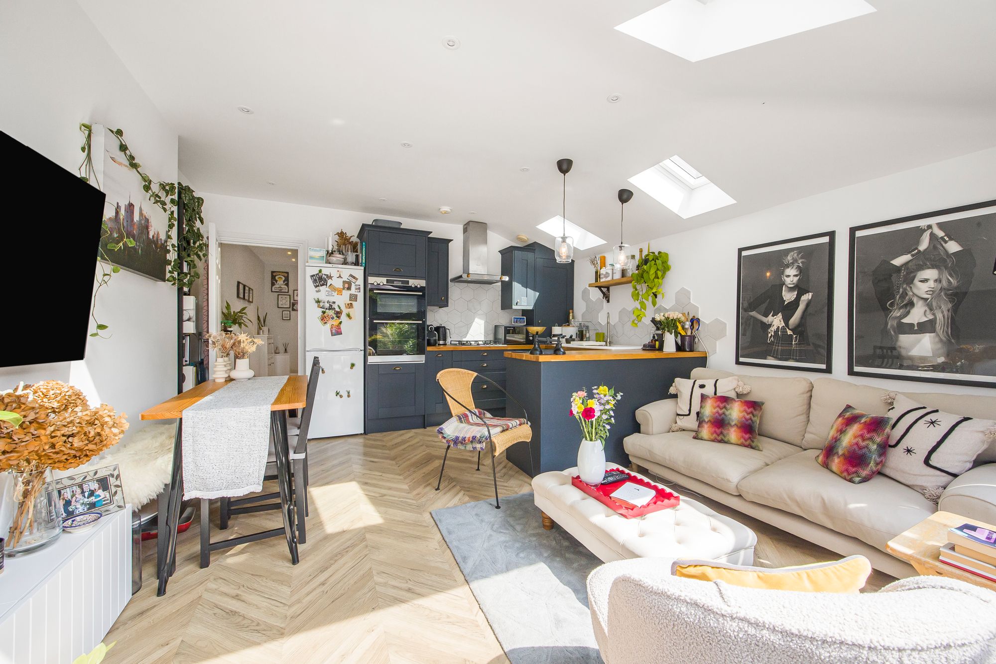 2 bed flat for sale in Buckland Road, Leyton, E10 4