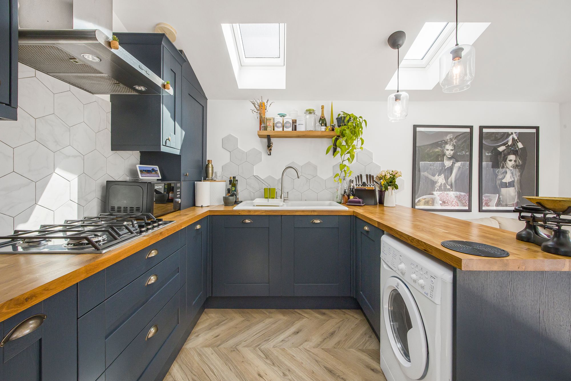 2 bed flat for sale in Buckland Road, Leyton, E10 6