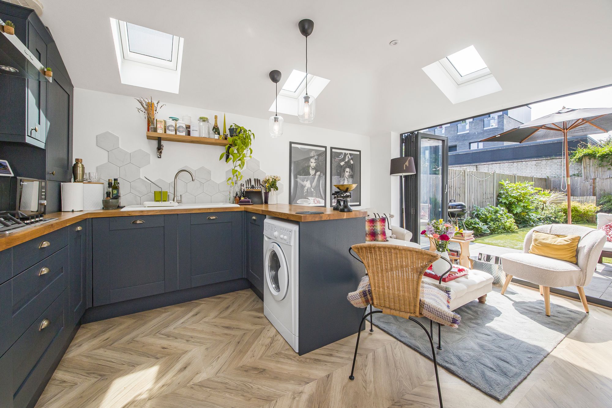 2 bed flat for sale in Buckland Road, Leyton, E10 9