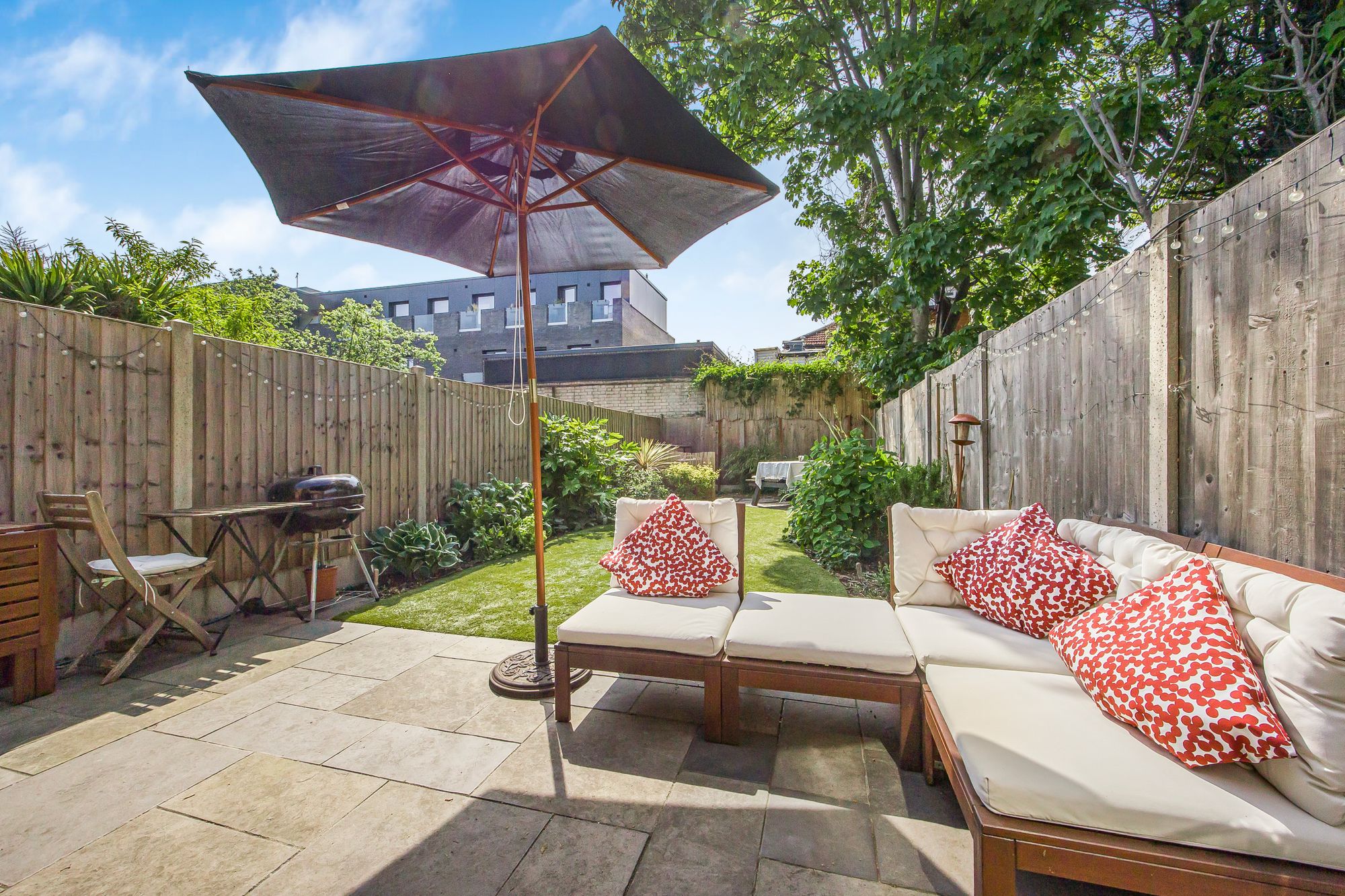 2 bed flat for sale in Buckland Road, Leyton, E10 22