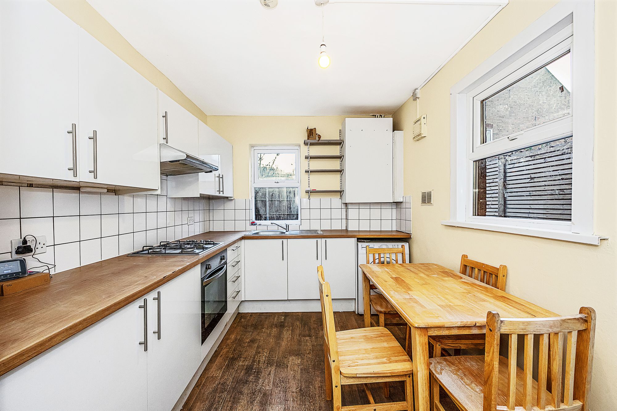 2 bed terraced house for sale in Brookscroft Road, London  - Property Image 2