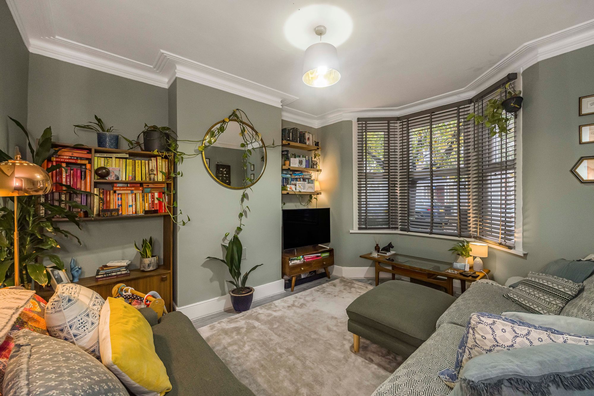 3 bed terraced house for sale in Brookscroft Road, Walthamstow, E17  - Property Image 2