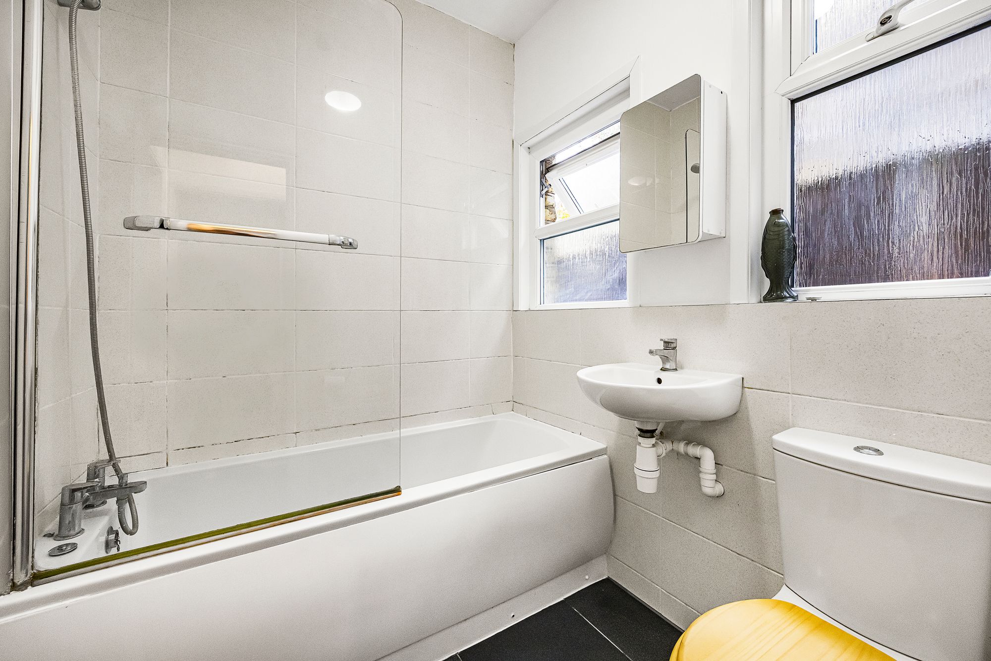 2 bed flat for sale in Brunswick Road, Leyton, E10  - Property Image 9