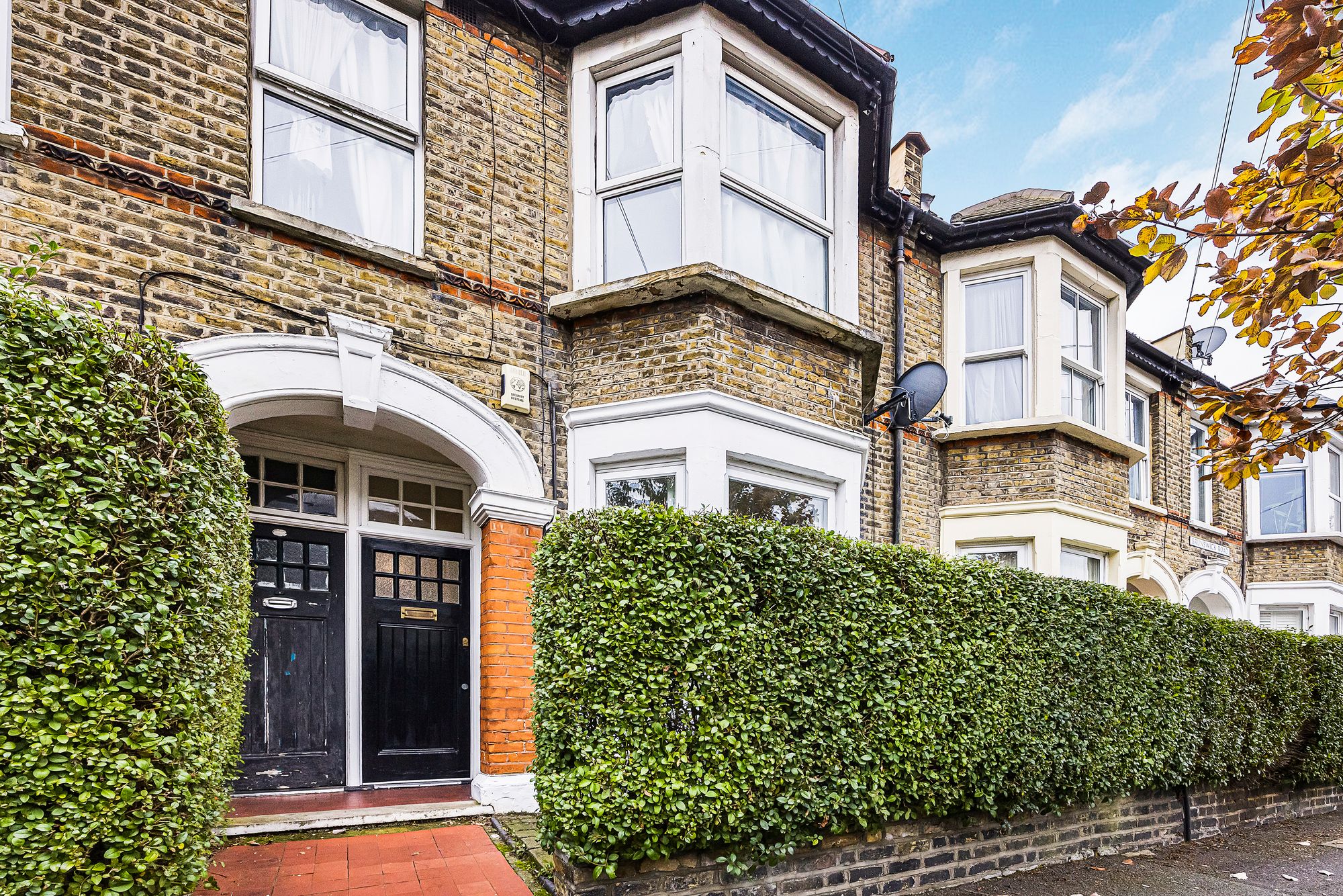 2 bed flat for sale in Brunswick Road, Leyton, E10