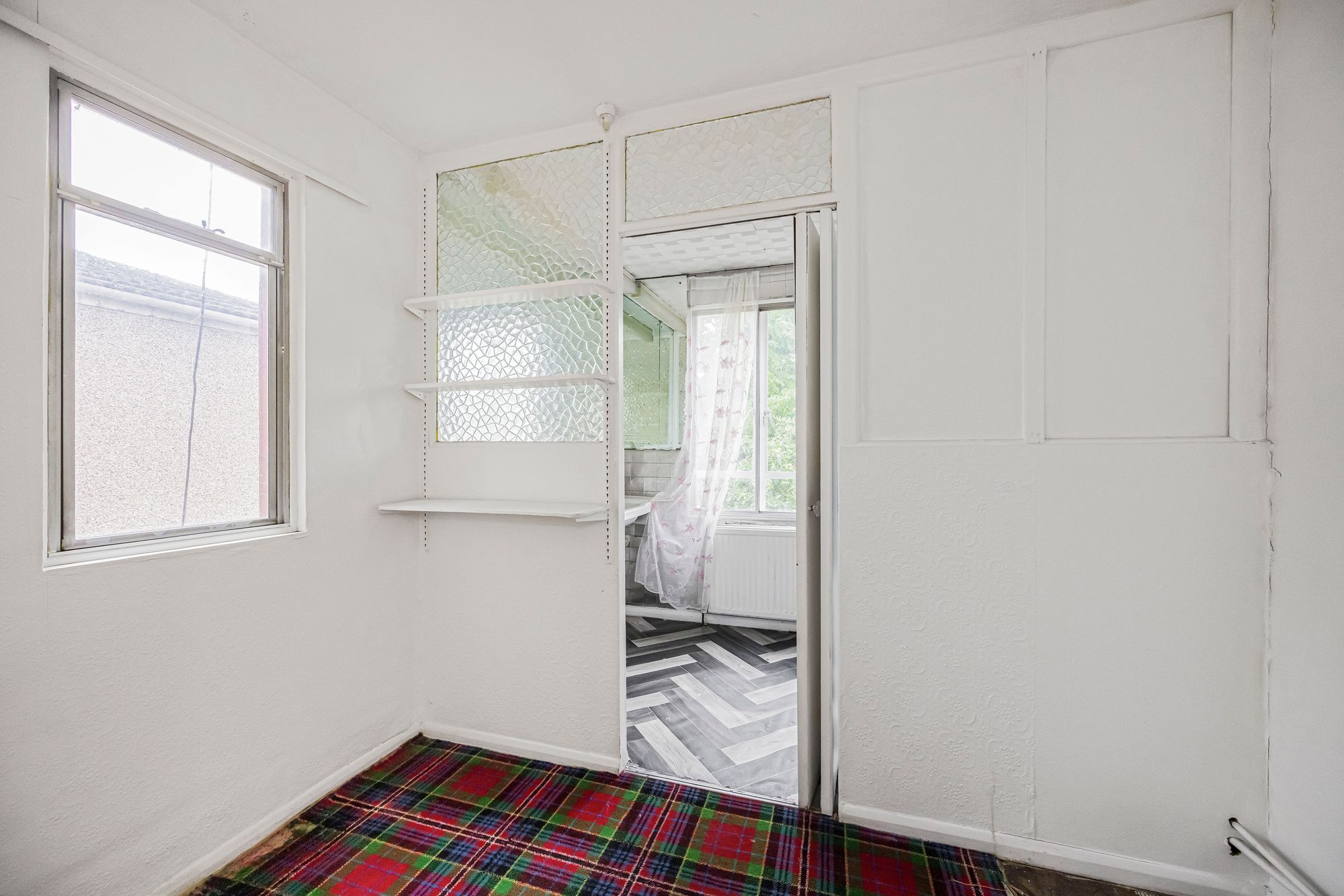 2 bed terraced house for sale in Malta Road, London, E10  - Property Image 6