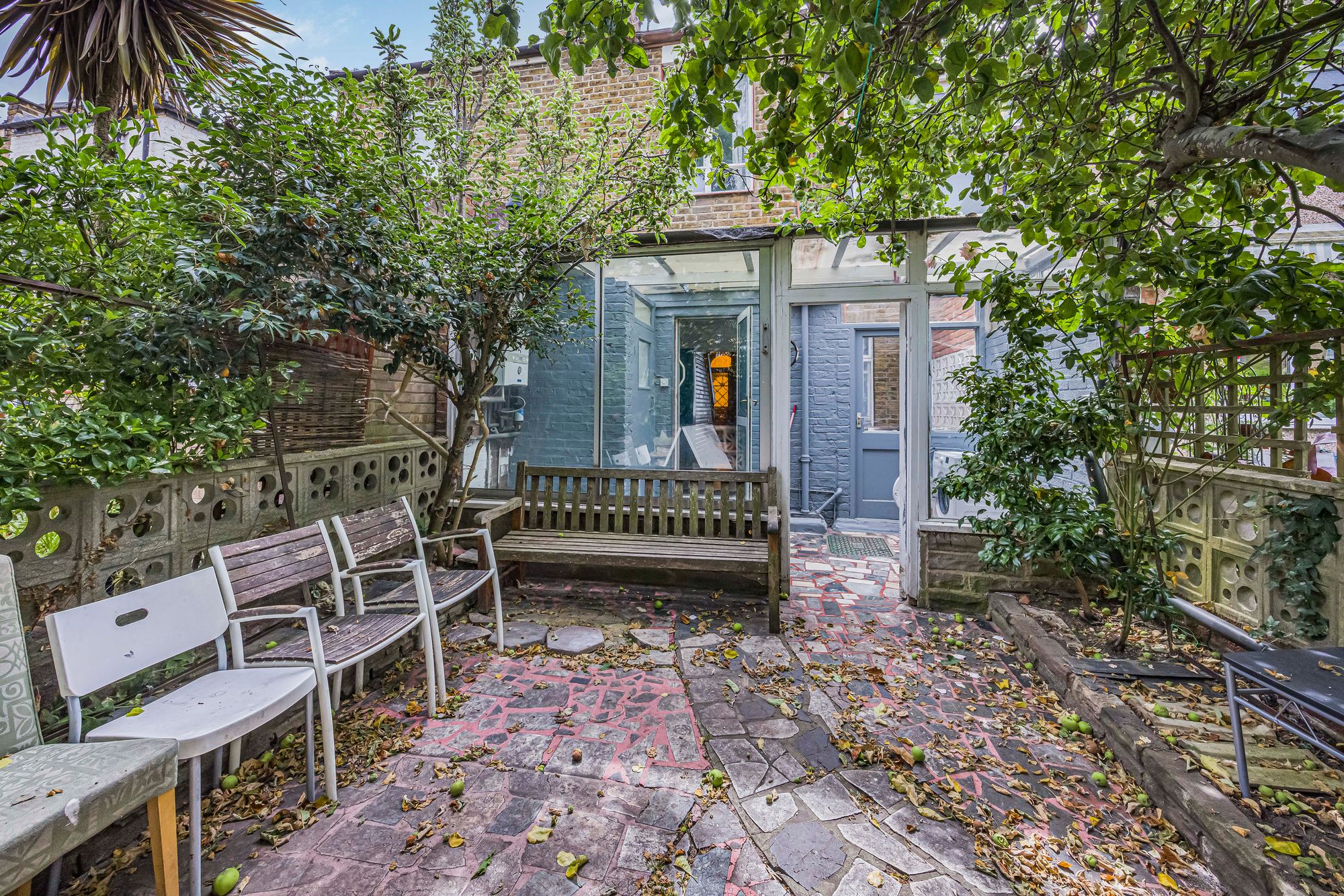 2 bed terraced house for sale in Malta Road, London, E10  - Property Image 14